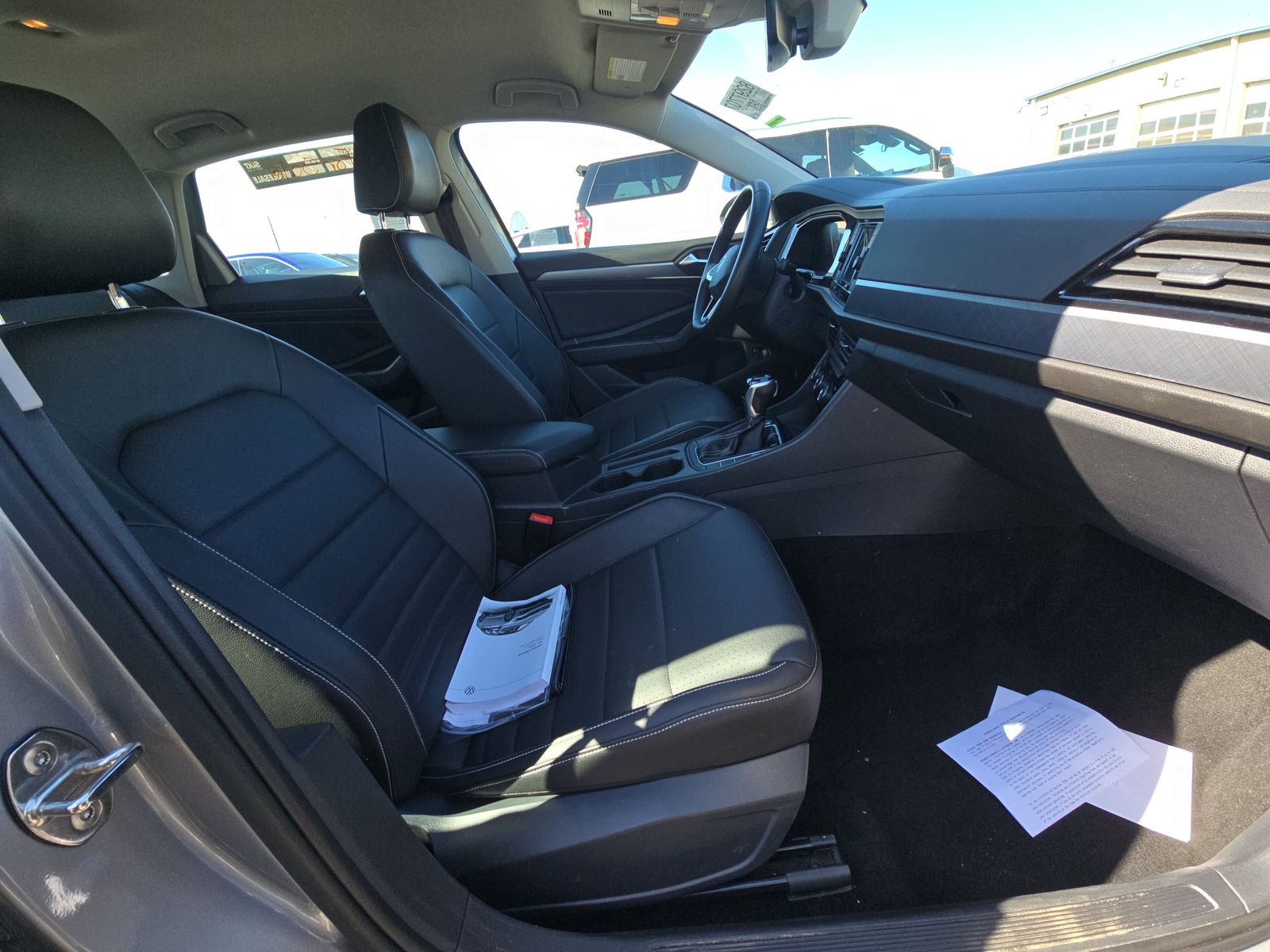 2024 Volkswagen Jetta 1.5T SE FWD