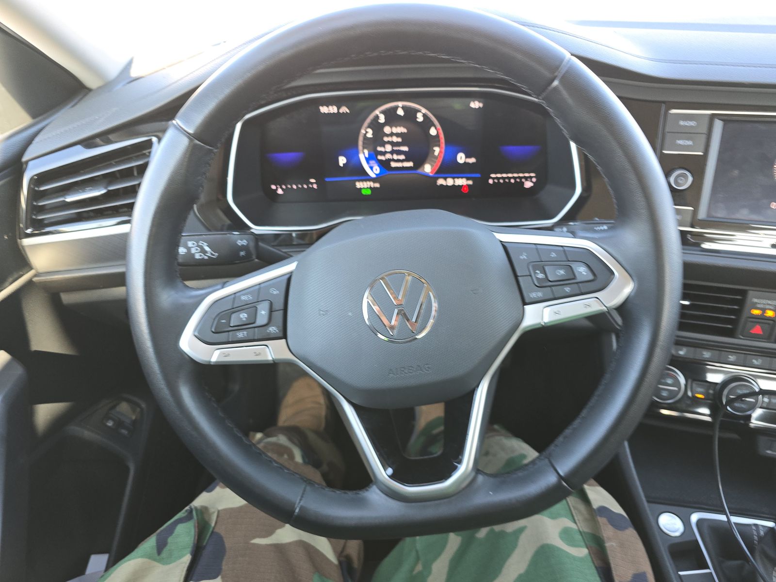 2024 Volkswagen Jetta 1.5T SE FWD