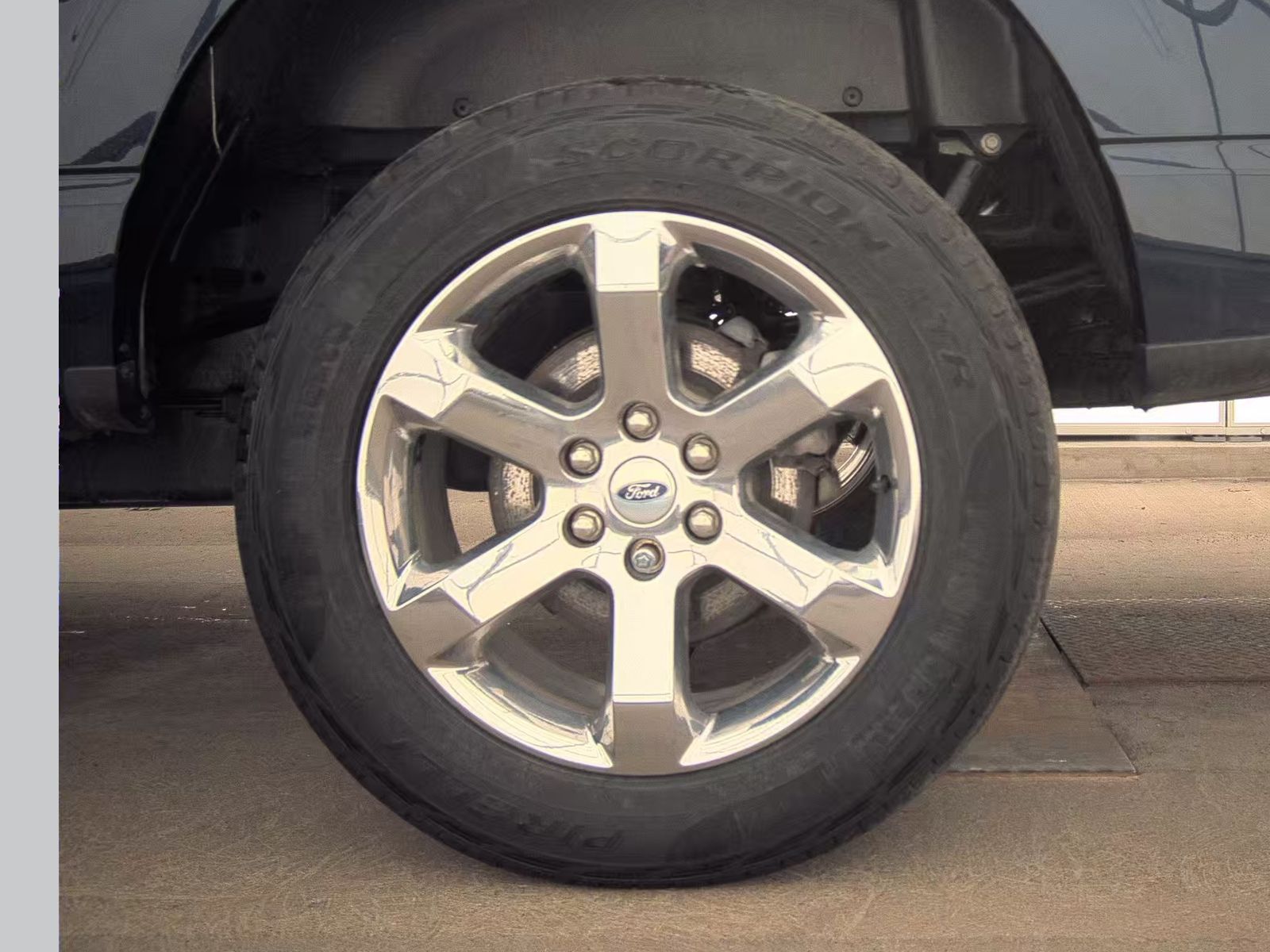 2023 Ford F-150 Hybrid Lariat AWD