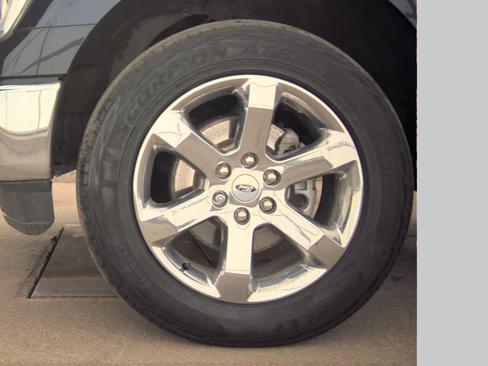 2023 Ford F-150 Hybrid Lariat AWD