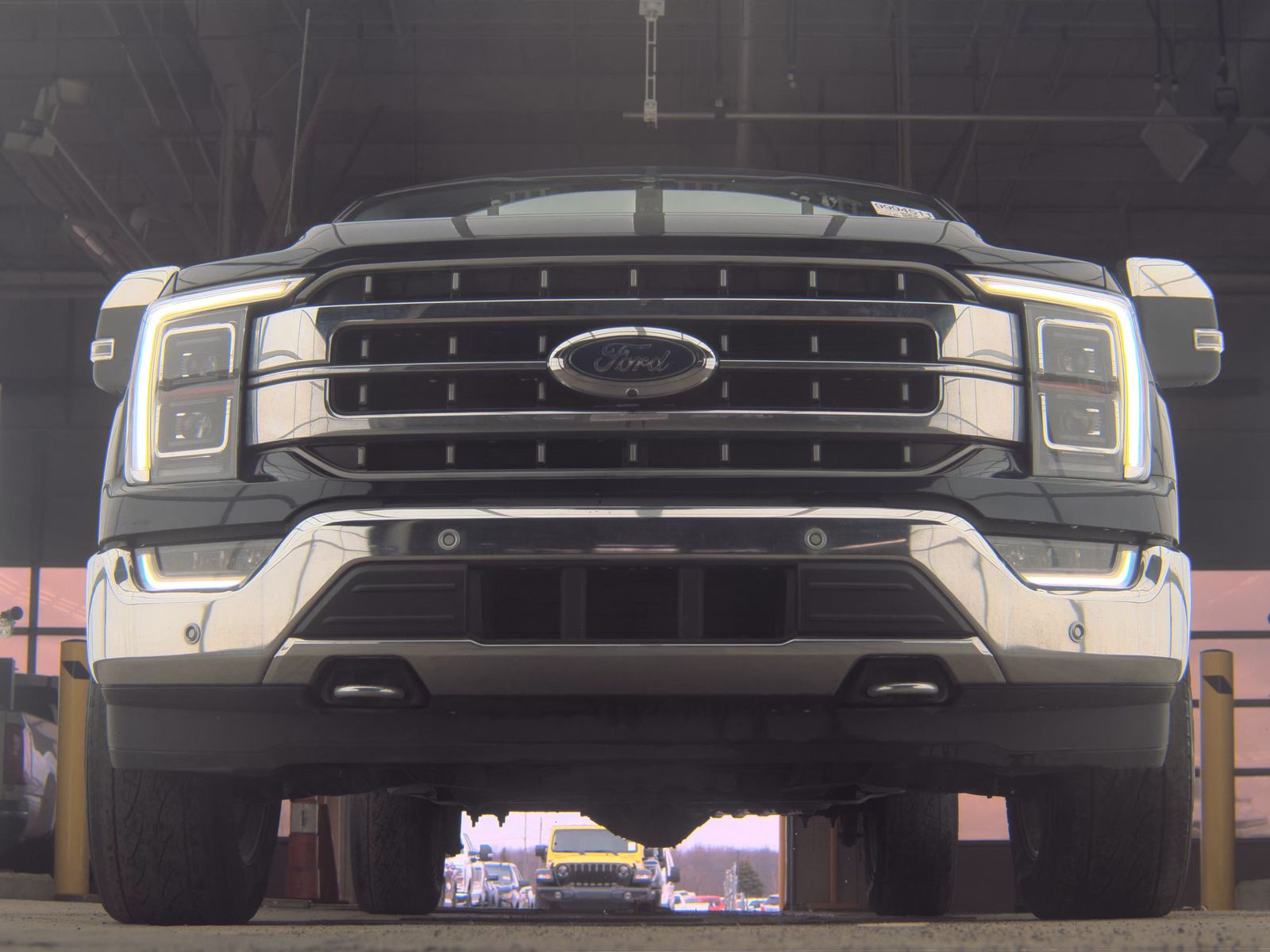 2023 Ford F-150 Hybrid Lariat AWD