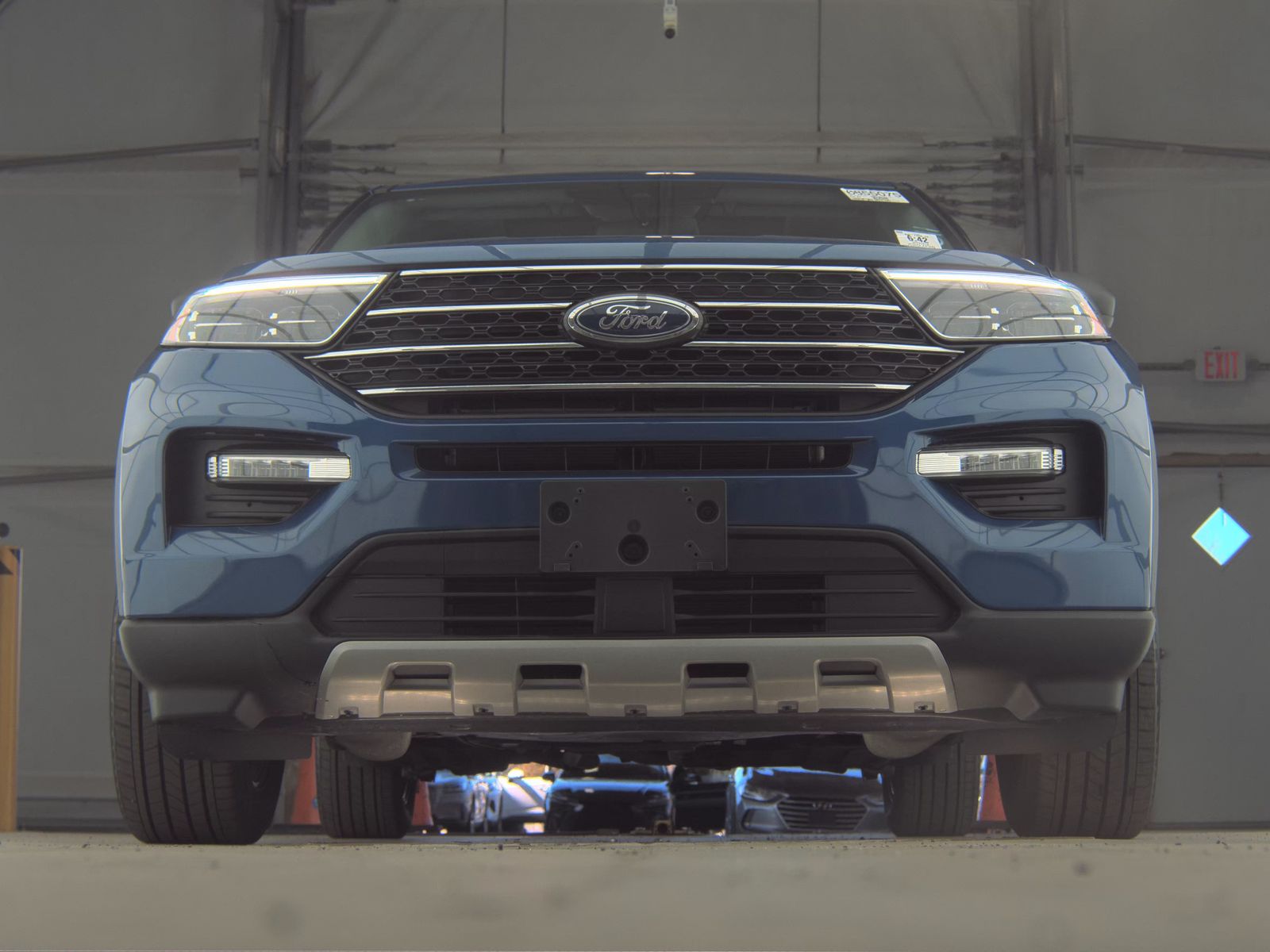 FORD EXPLORER - 4
