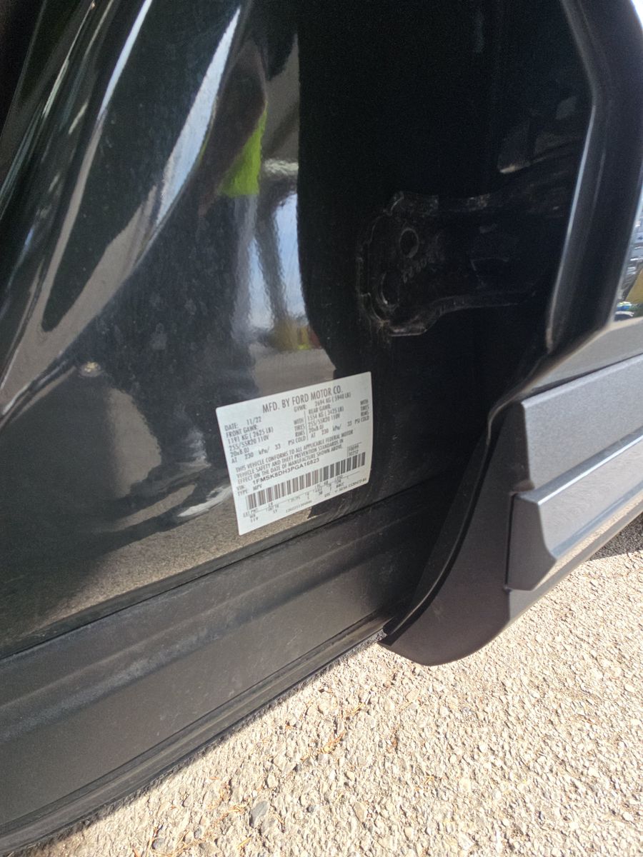 2023 Ford Explorer XLT AWD