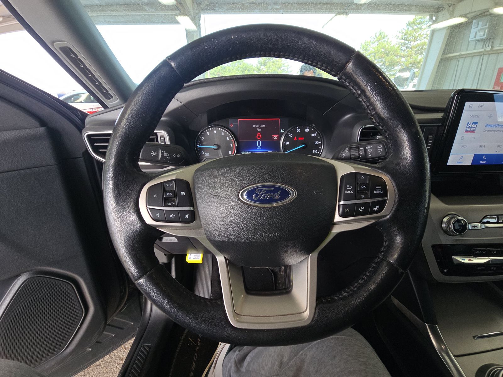 2023 Ford Explorer XLT AWD