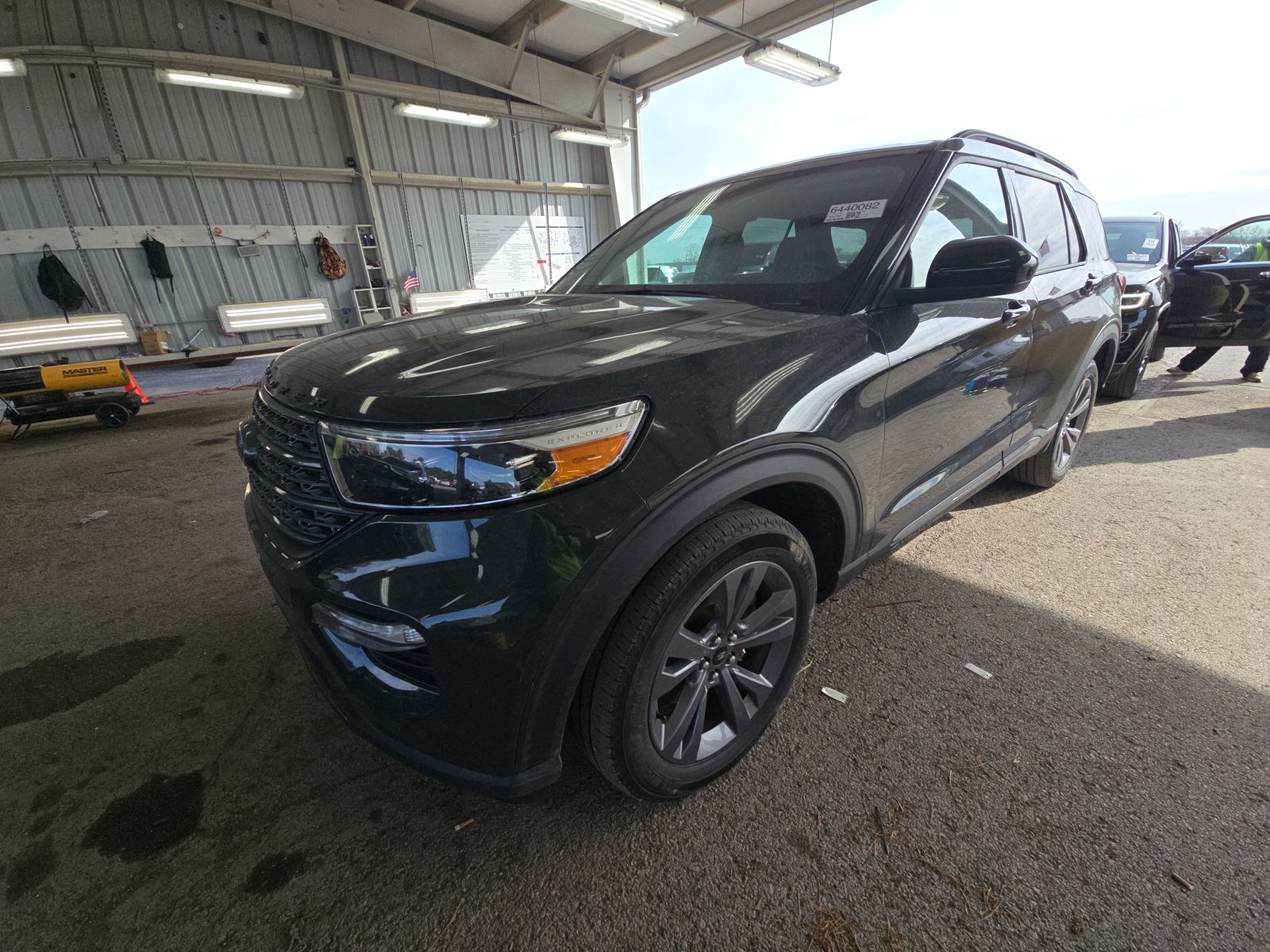 2023 Ford Explorer XLT AWD