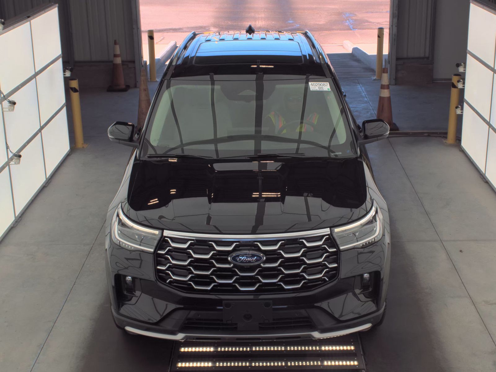 2025 Ford Explorer Platinum AWD