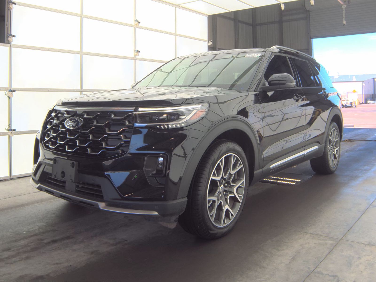 2025 Ford Explorer Platinum AWD