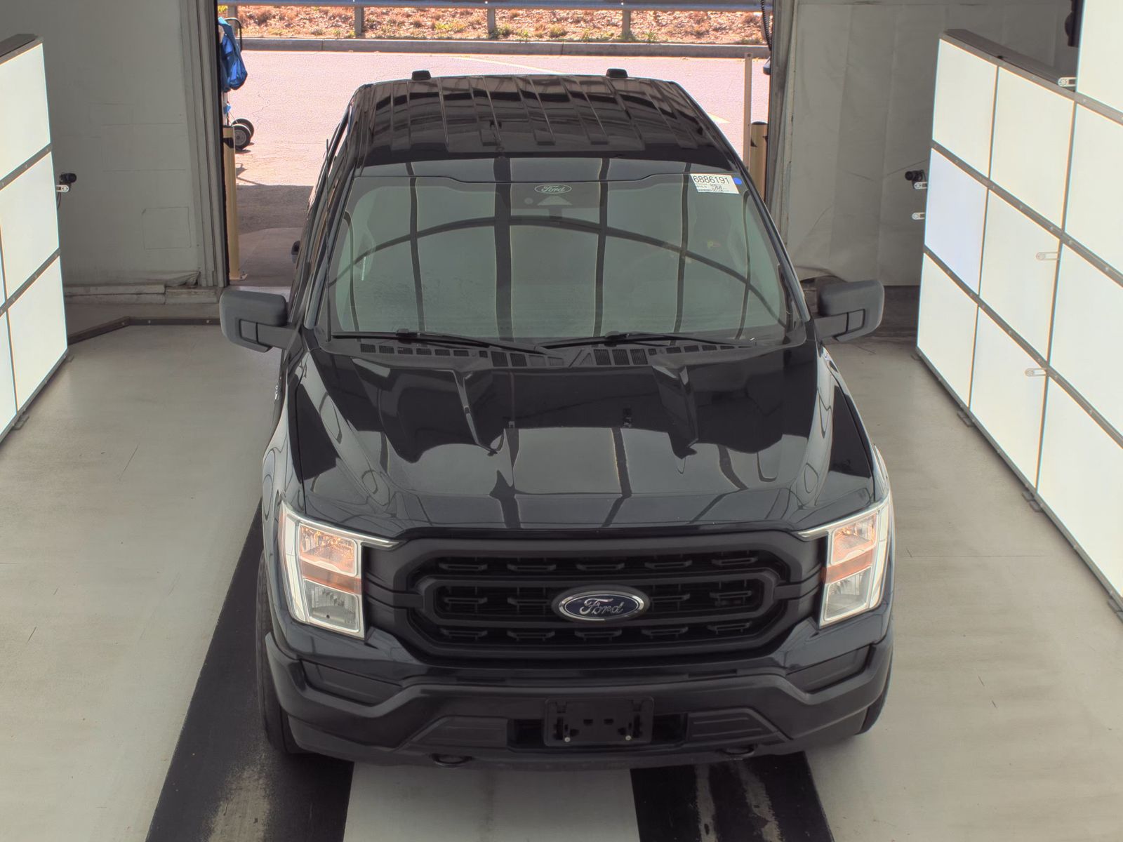 2022 Ford F-150 XL AWD