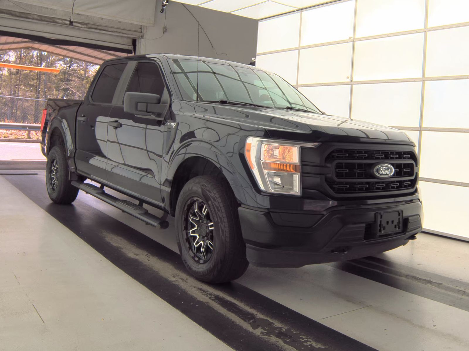 2022 Ford F-150 XL AWD