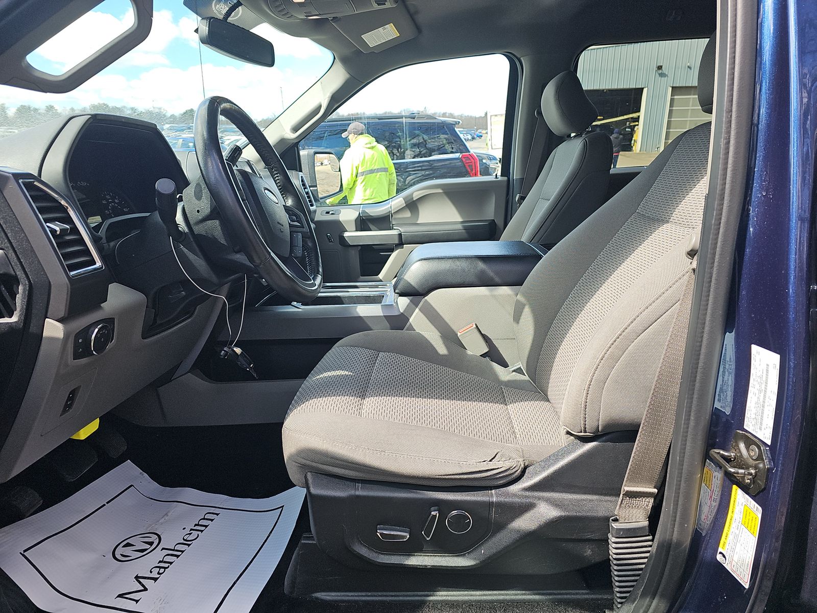 2017 Ford F-150 XLT AWD