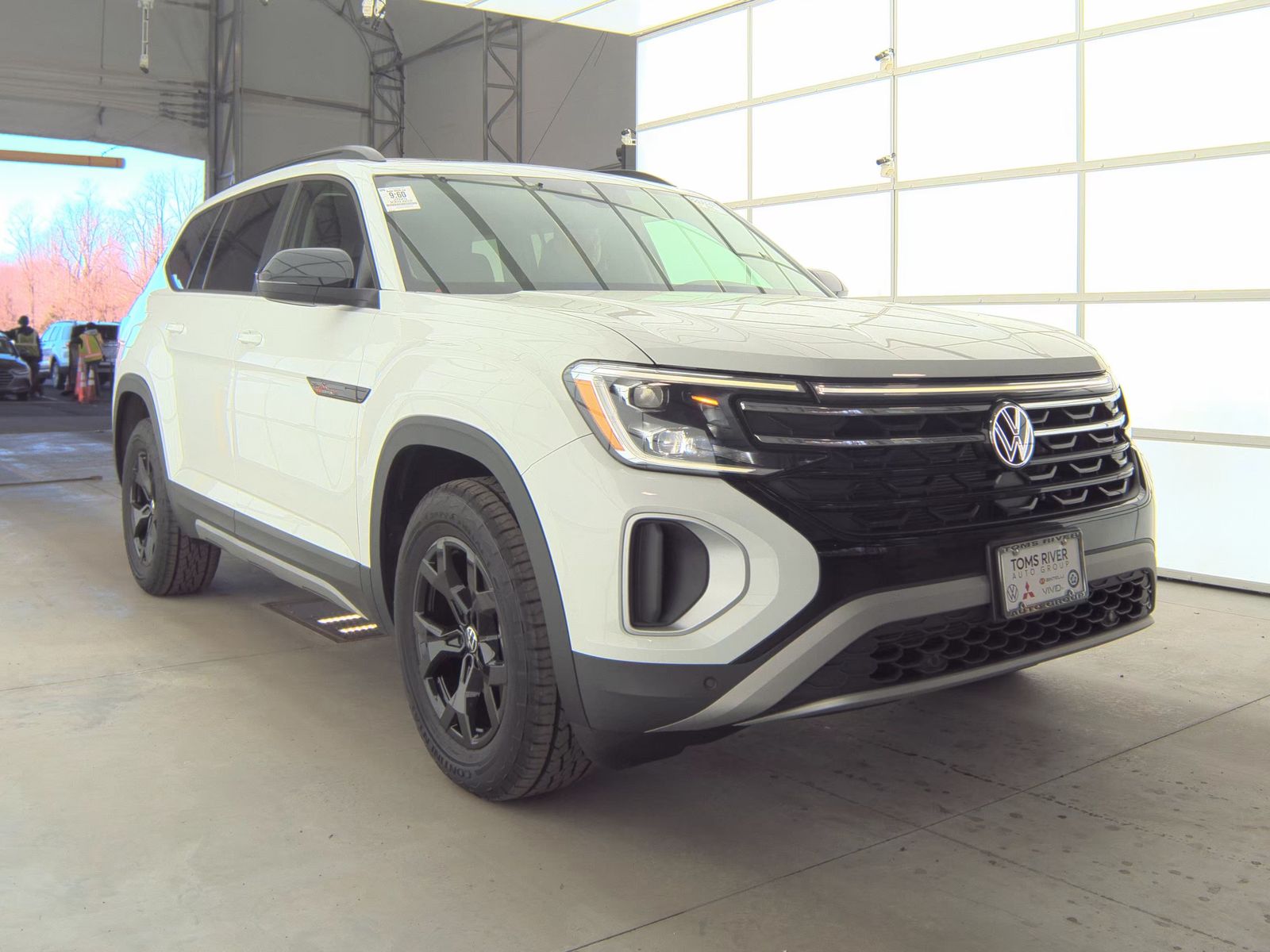 2025 Volkswagen Atlas 2.0T Peak Edition AWD