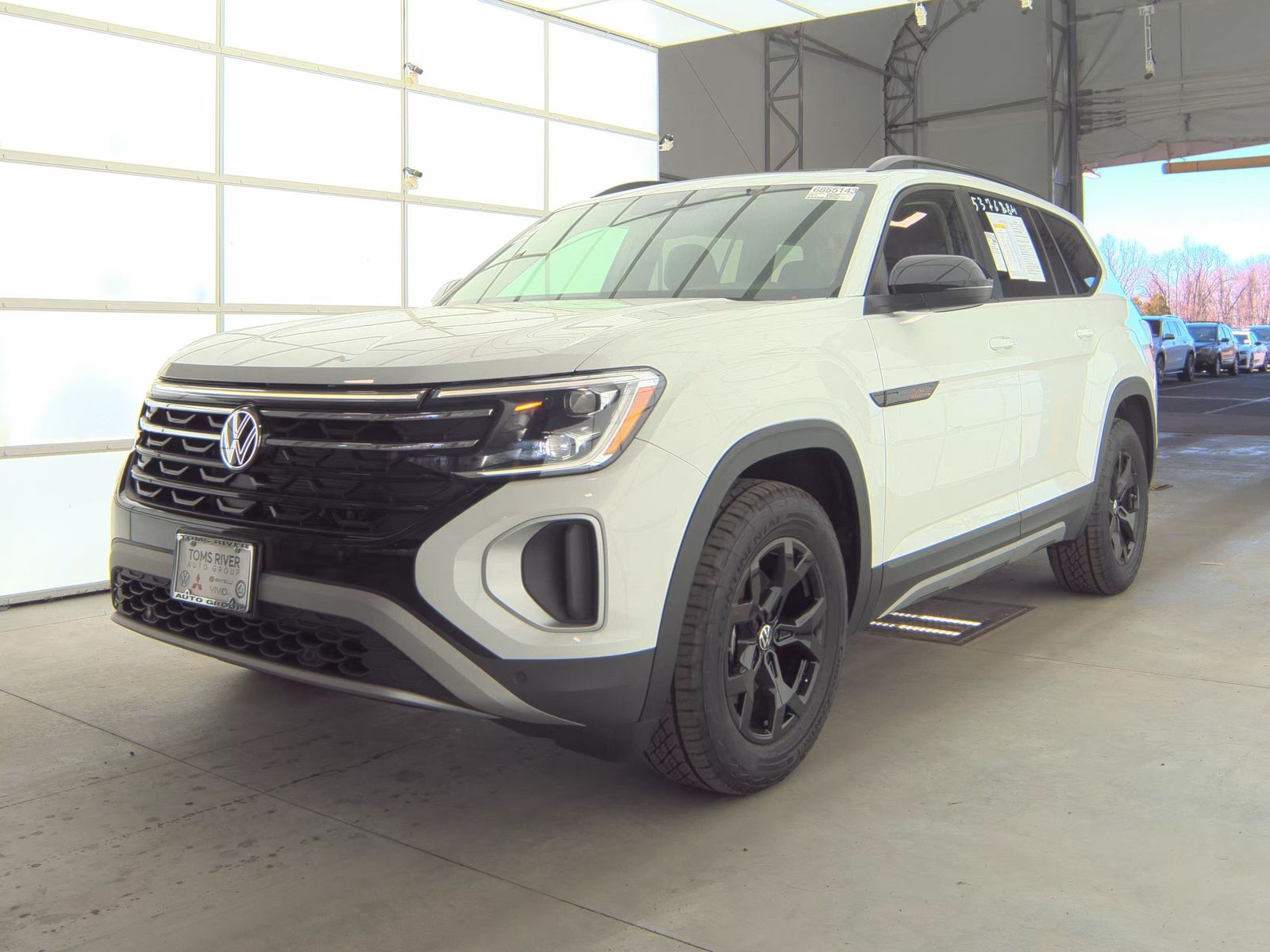 2025 Volkswagen Atlas 2.0T Peak Edition AWD