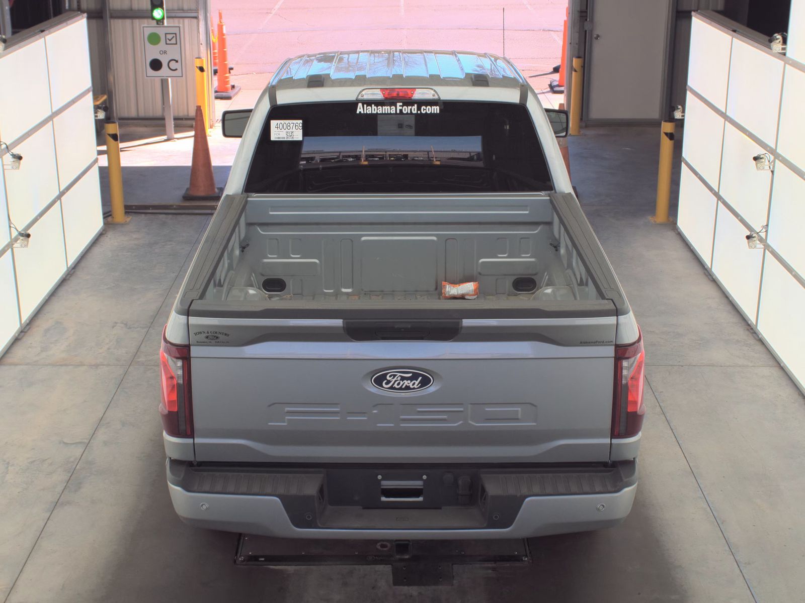 2025 Ford F-150 STX RWD