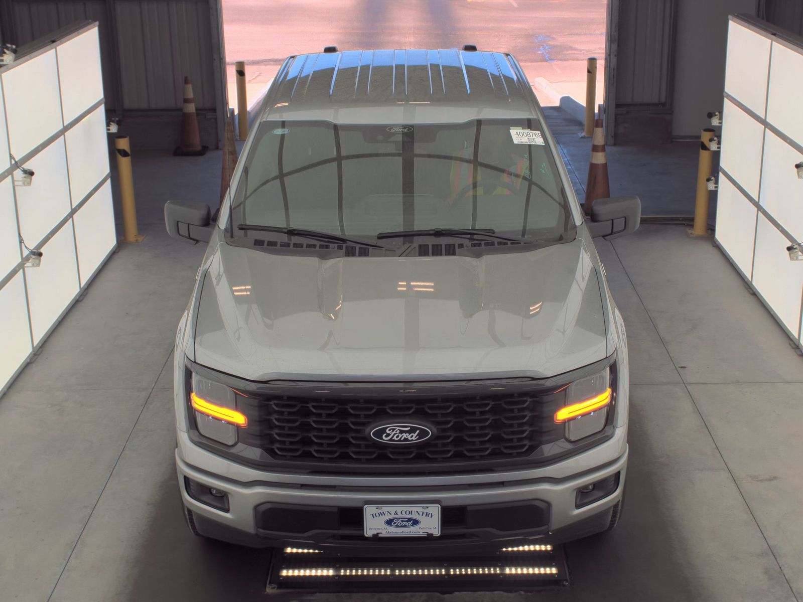 2025 Ford F-150 STX RWD