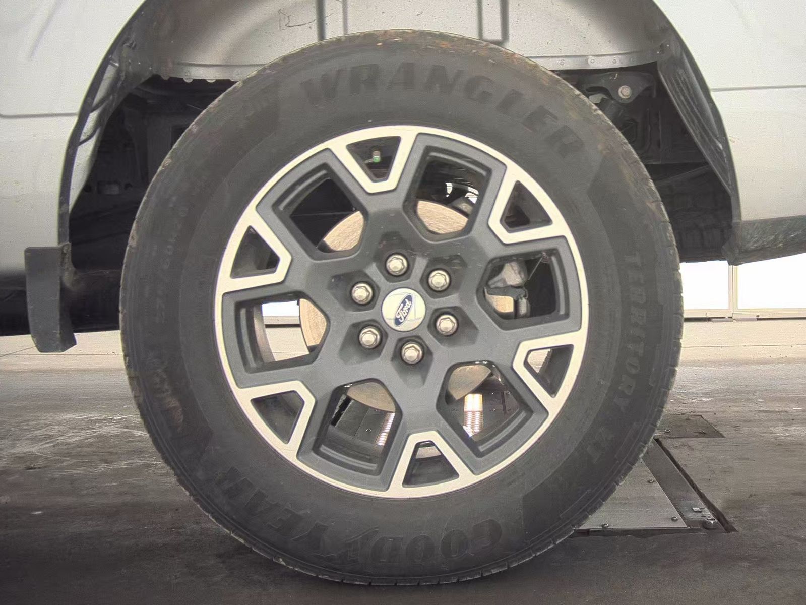 2025 Ford F-150 STX RWD