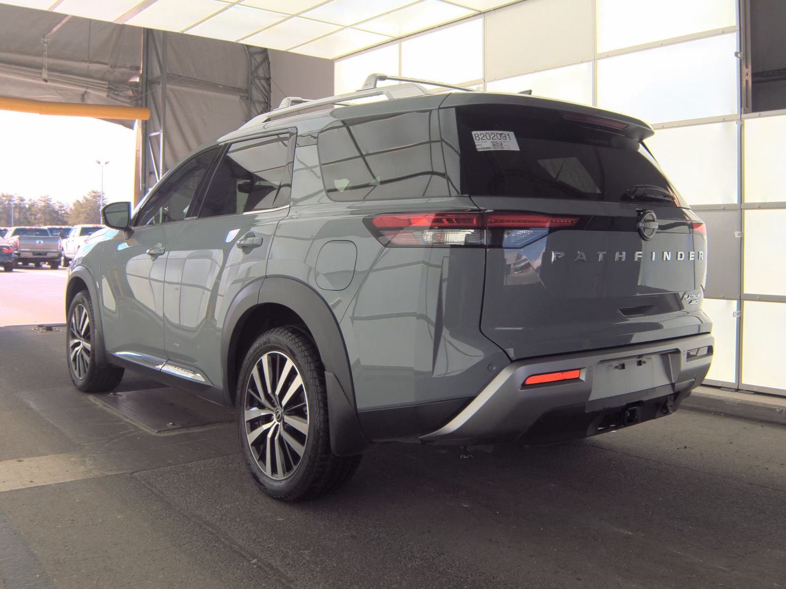 2023 Nissan Pathfinder Platinum AWD