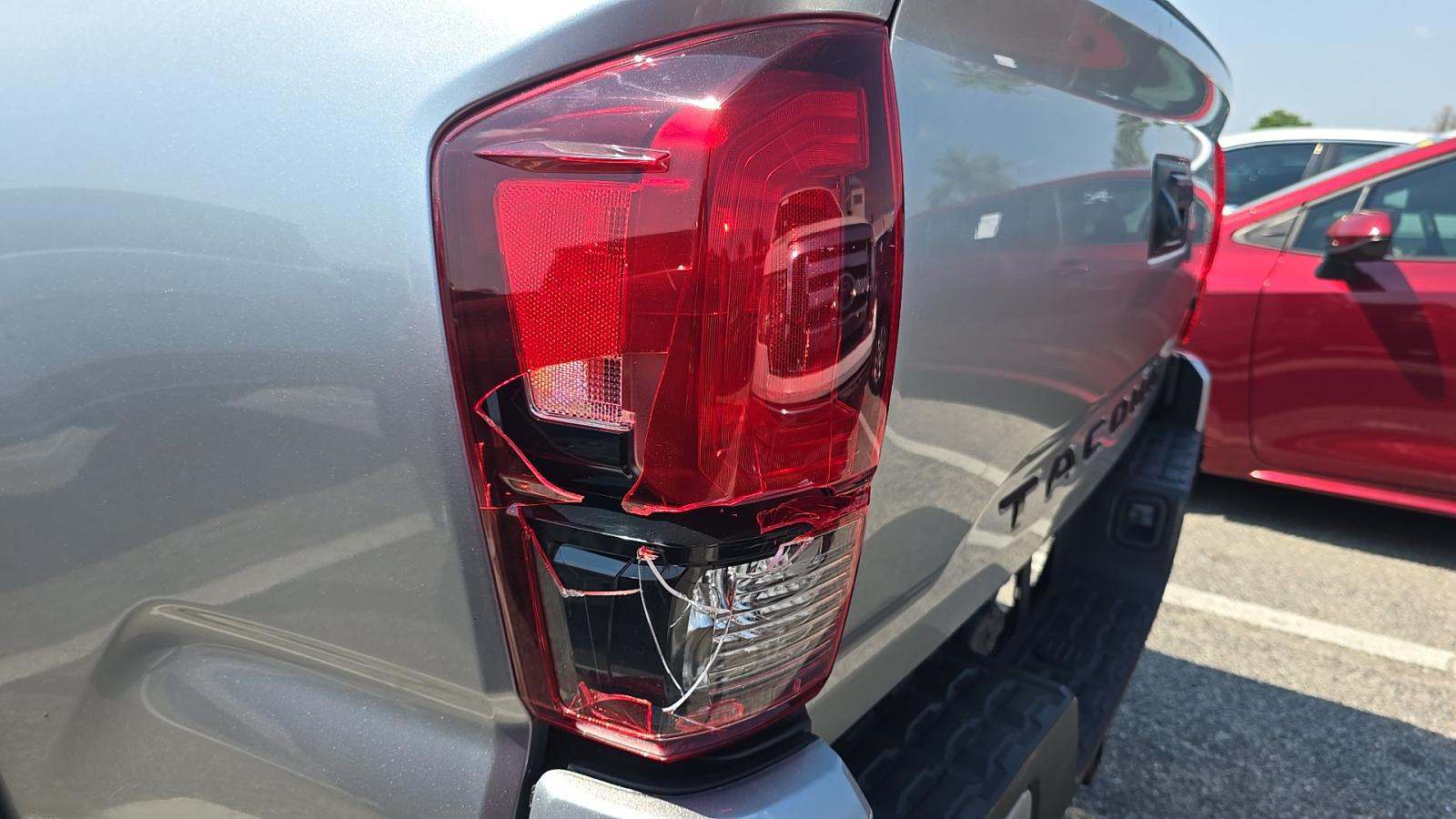 2022 Toyota Tacoma SR5 RWD