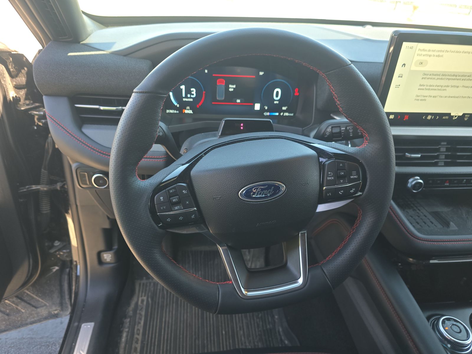 2025 Ford Explorer ST-Line AWD