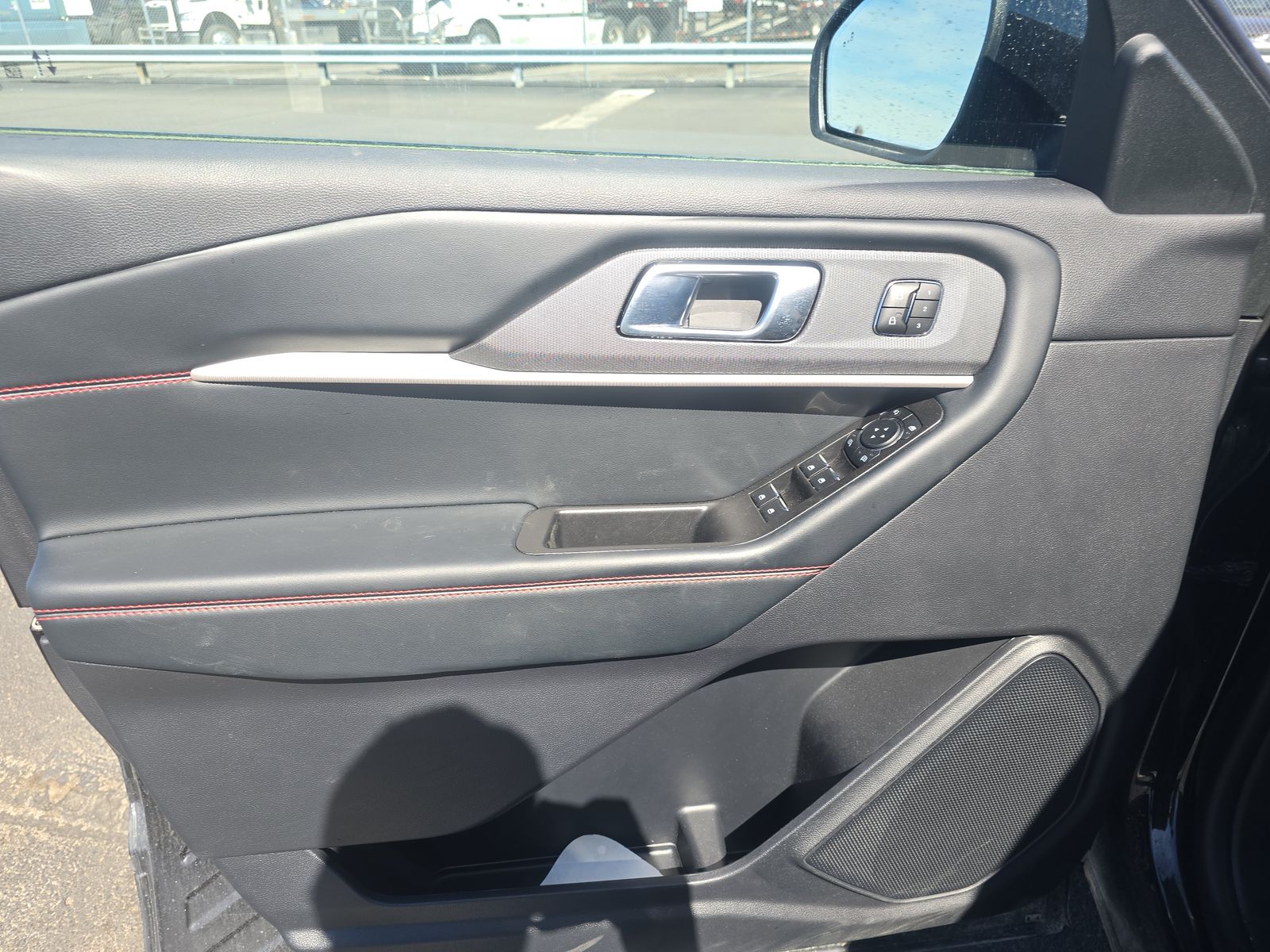 2025 Ford Explorer ST-Line AWD