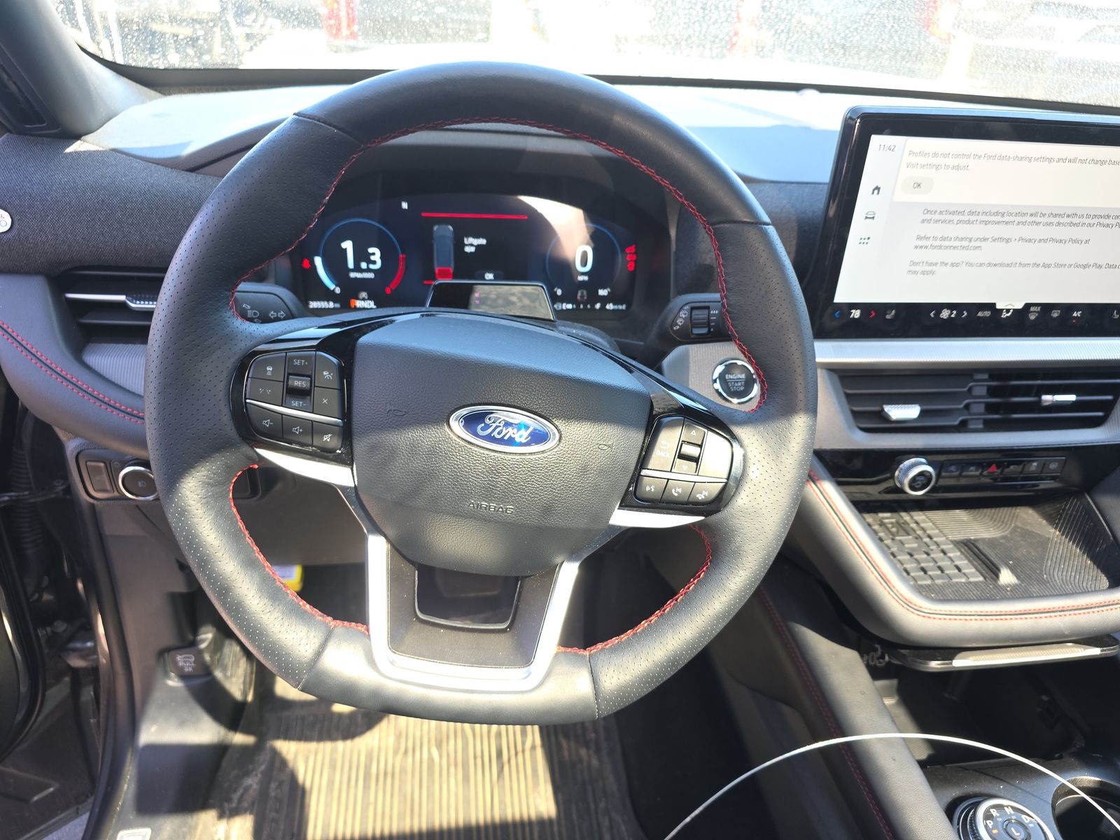 2025 Ford Explorer ST-Line AWD