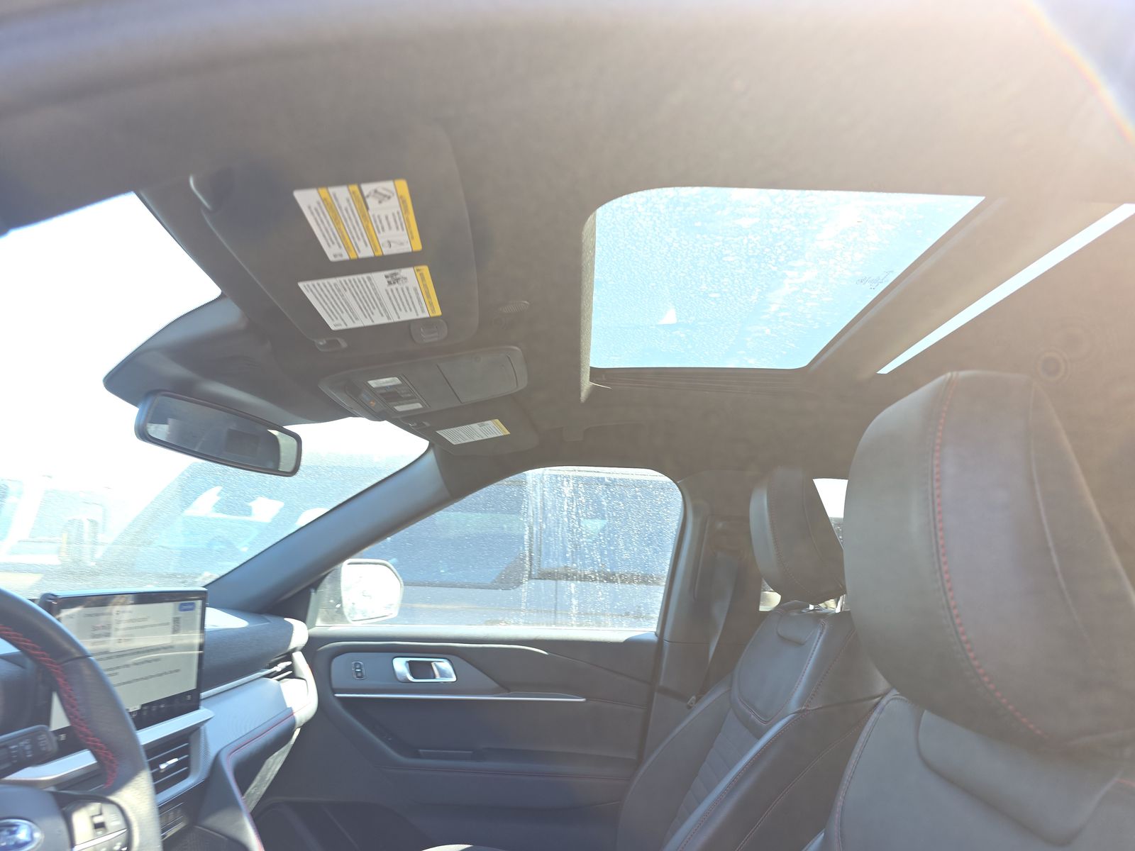 2025 Ford Explorer ST-Line AWD