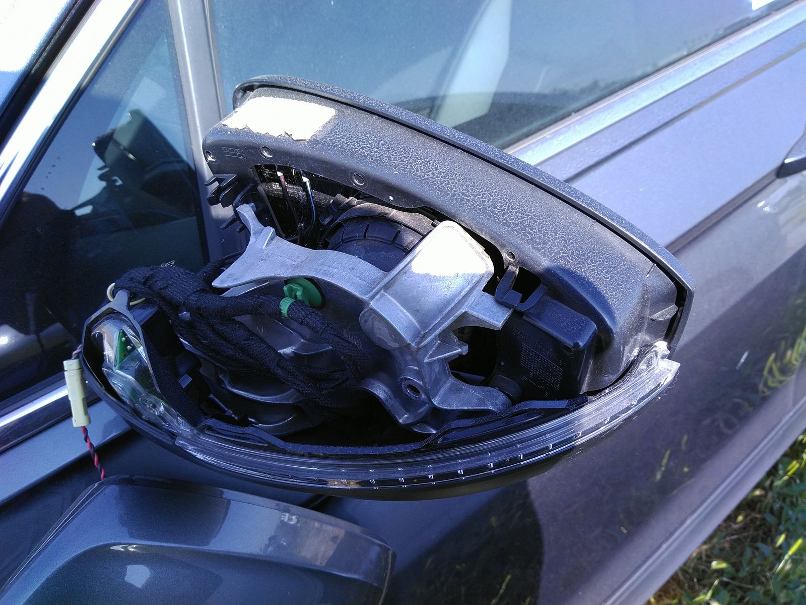 2024 Volkswagen Tiguan 2.0T SE FWD