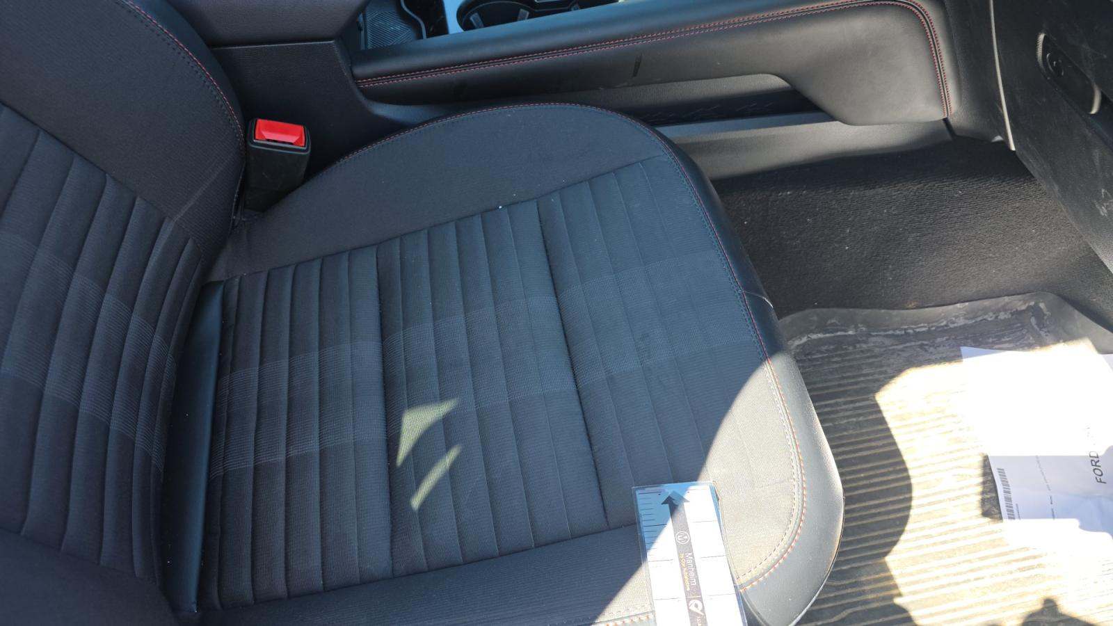 2025 Ford Explorer ST-Line AWD