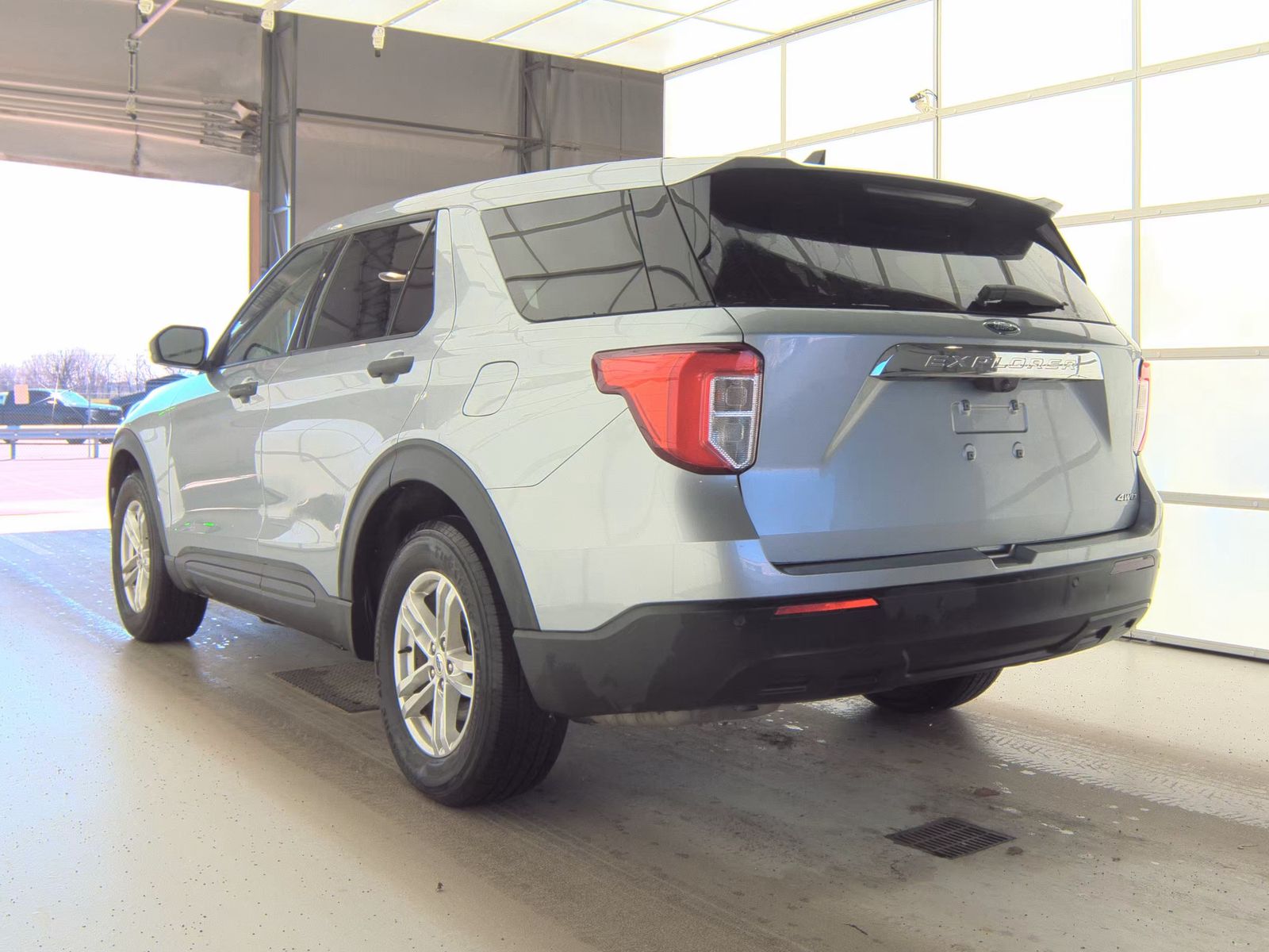 2022 Ford Explorer Base AWD