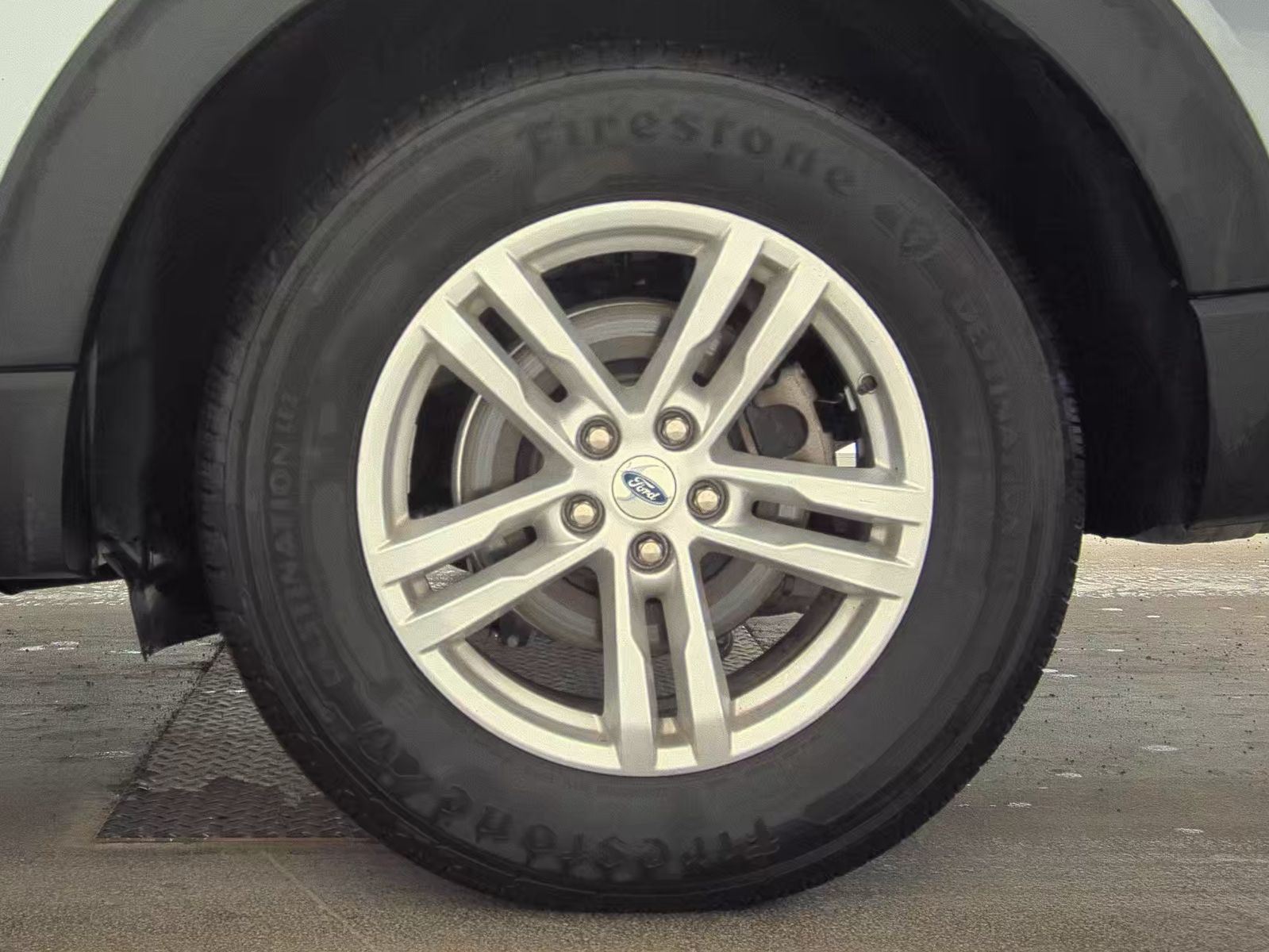 2022 Ford Explorer Base AWD