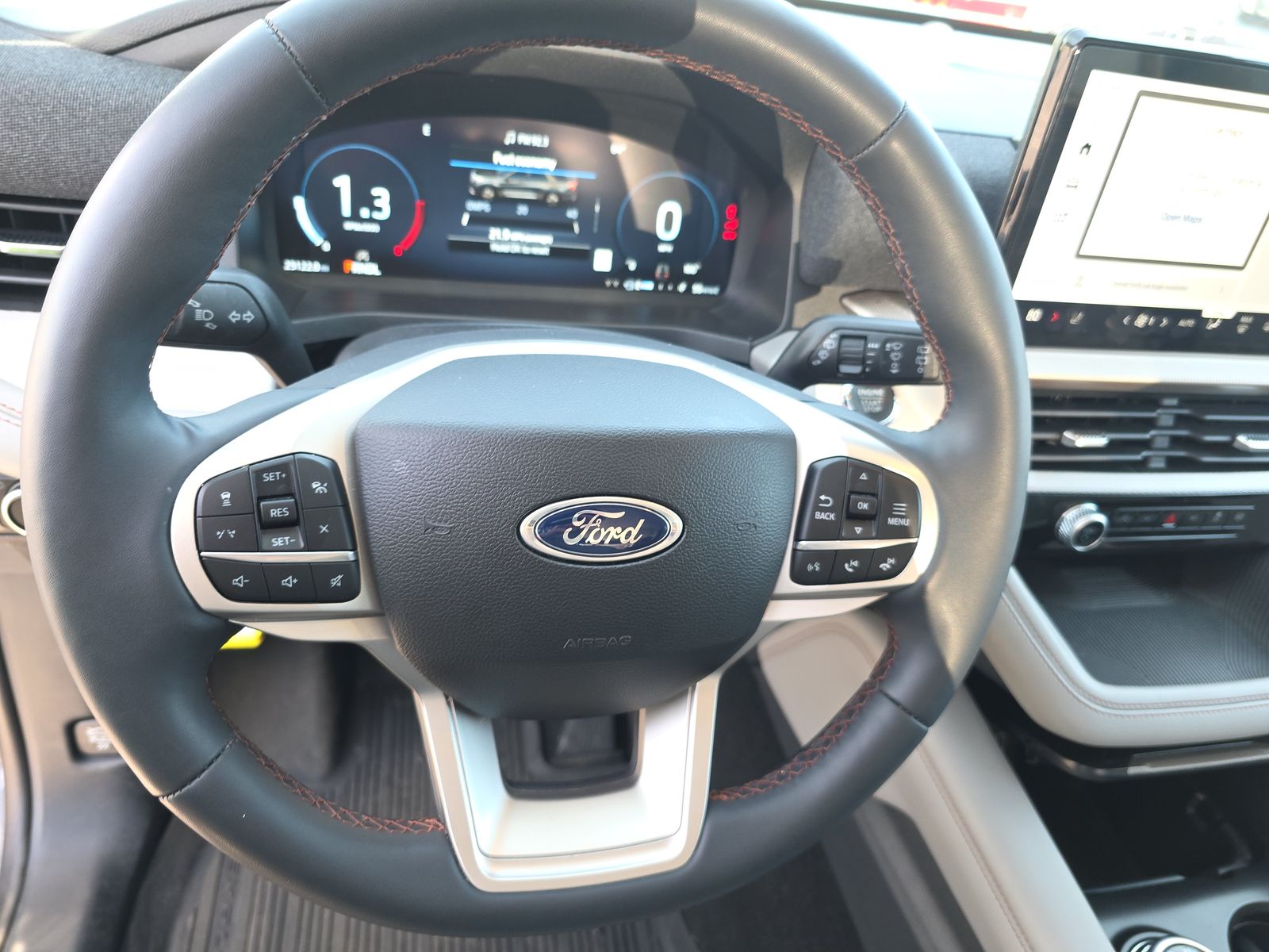 2025 Ford Explorer Active AWD