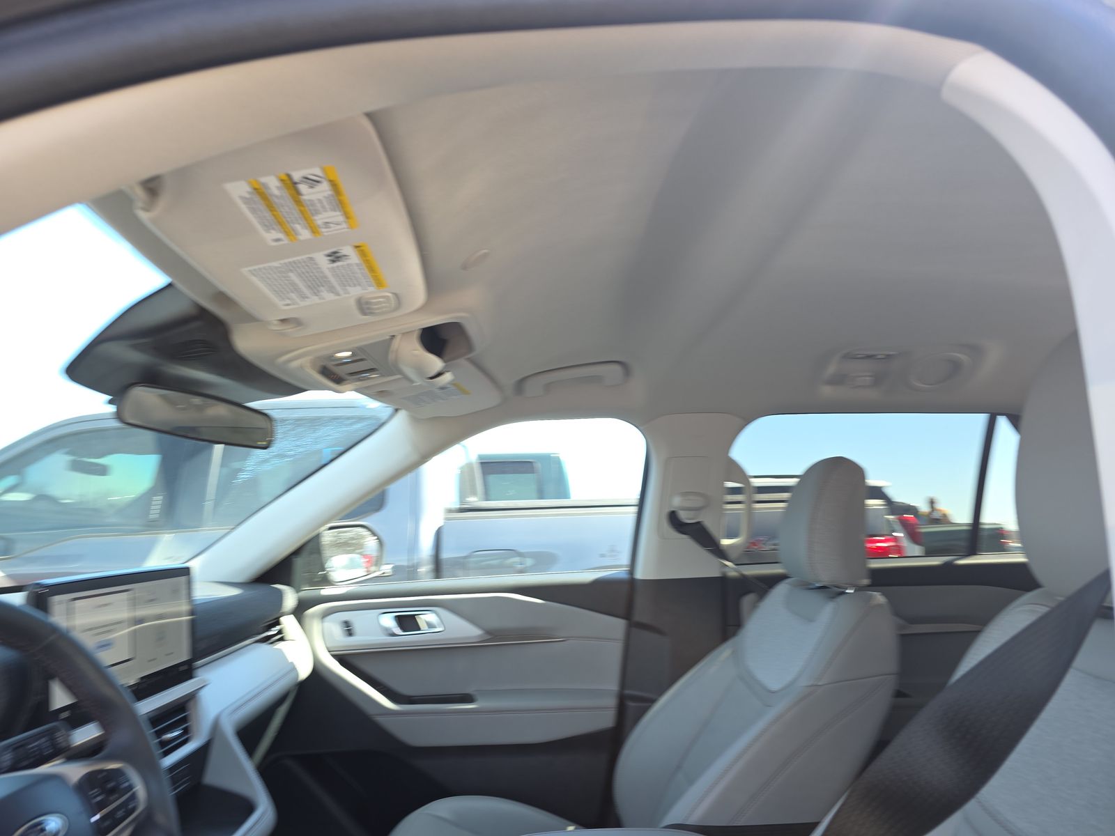 2025 Ford Explorer Active AWD