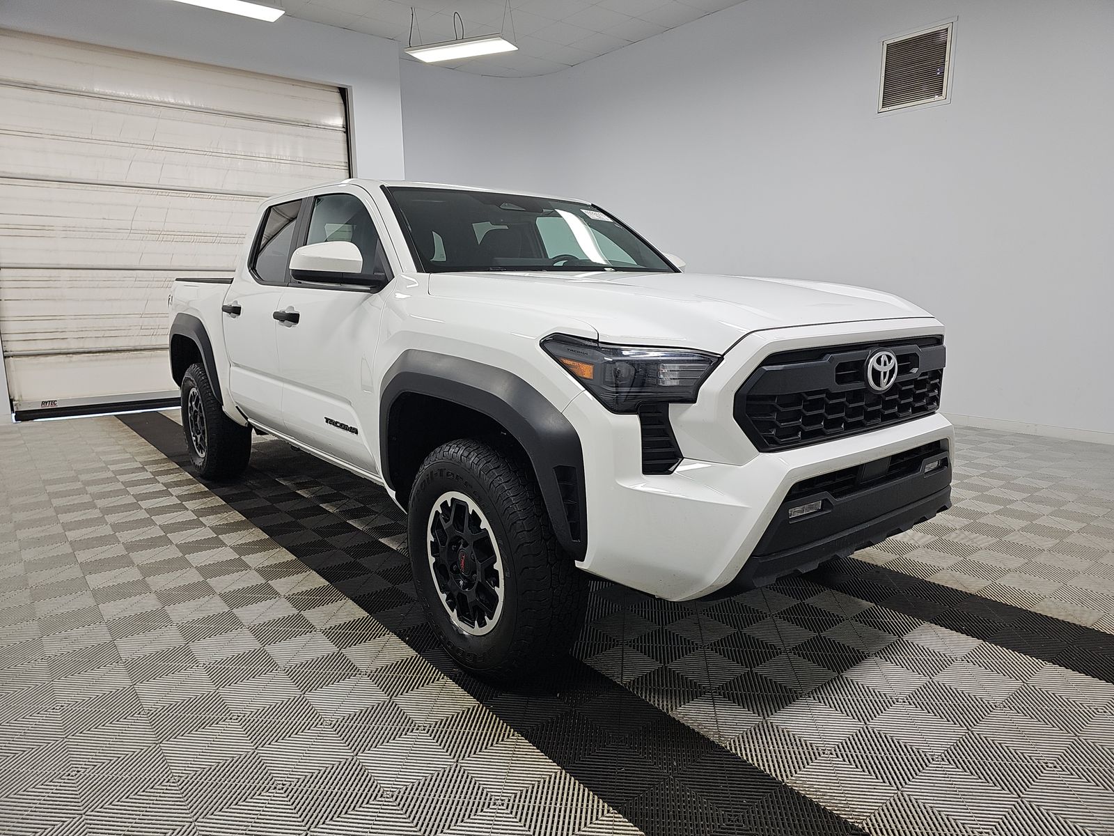 2024 Toyota Tacoma TRD Off-Road AWD