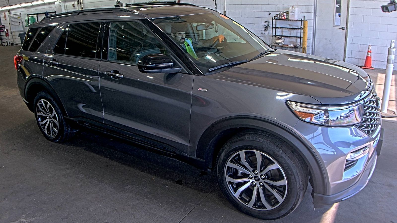 2022 Ford Explorer ST-Line AWD