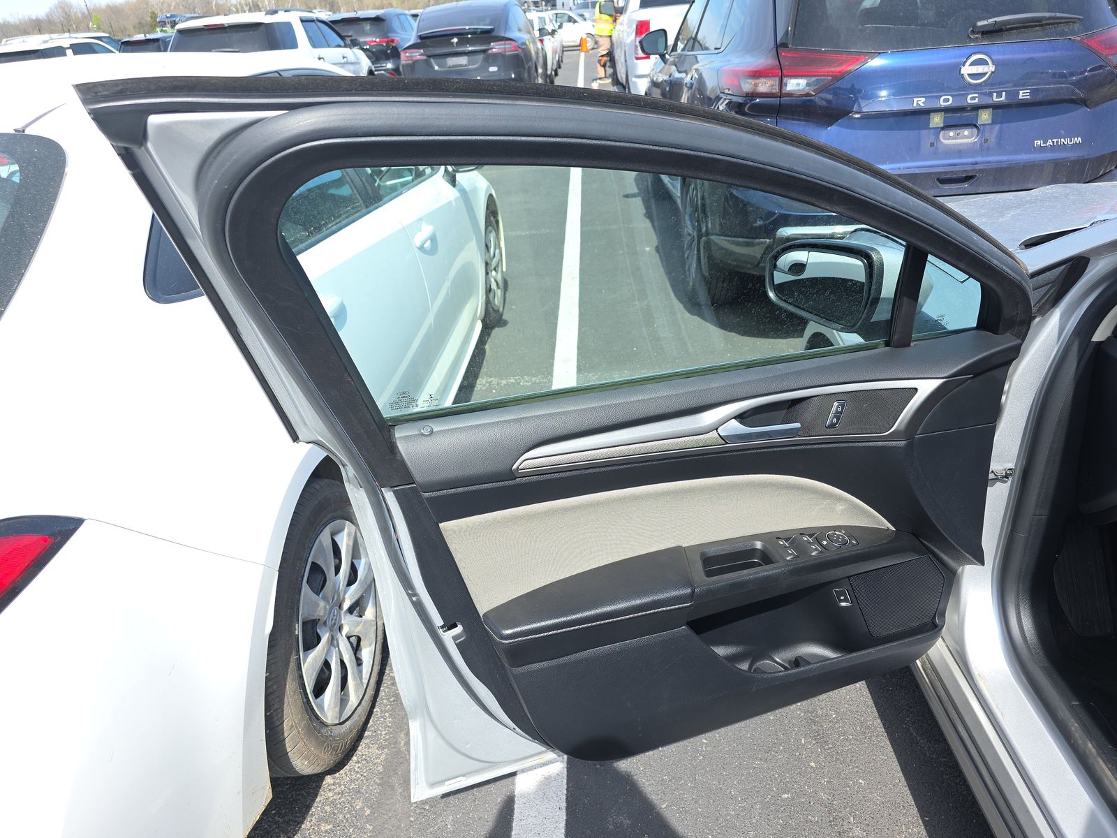 2018 Ford Fusion Hybrid S FWD