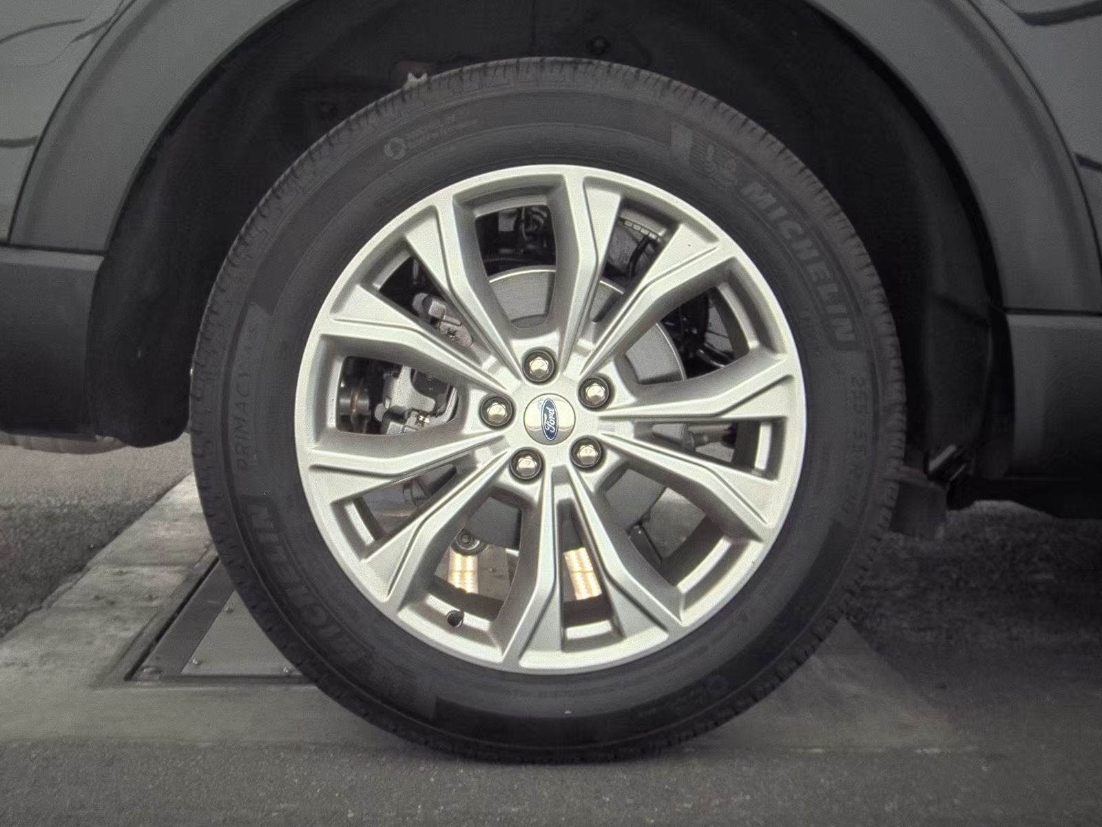 2024 Ford Explorer XLT AWD