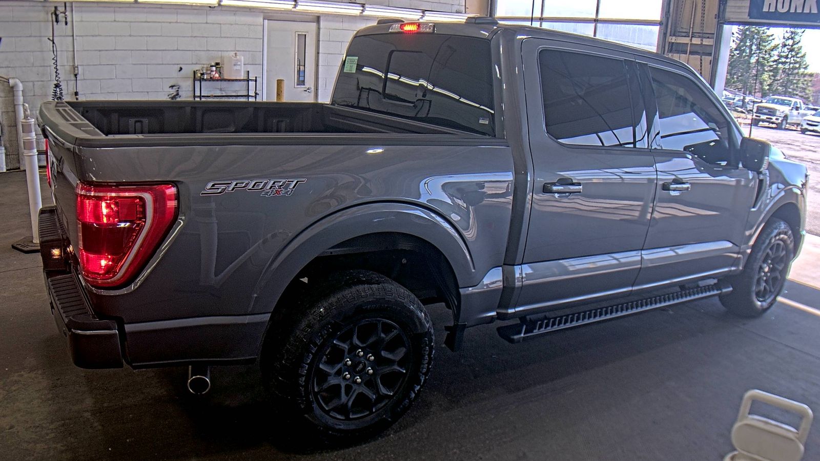 2023 Ford F-150 XLT AWD