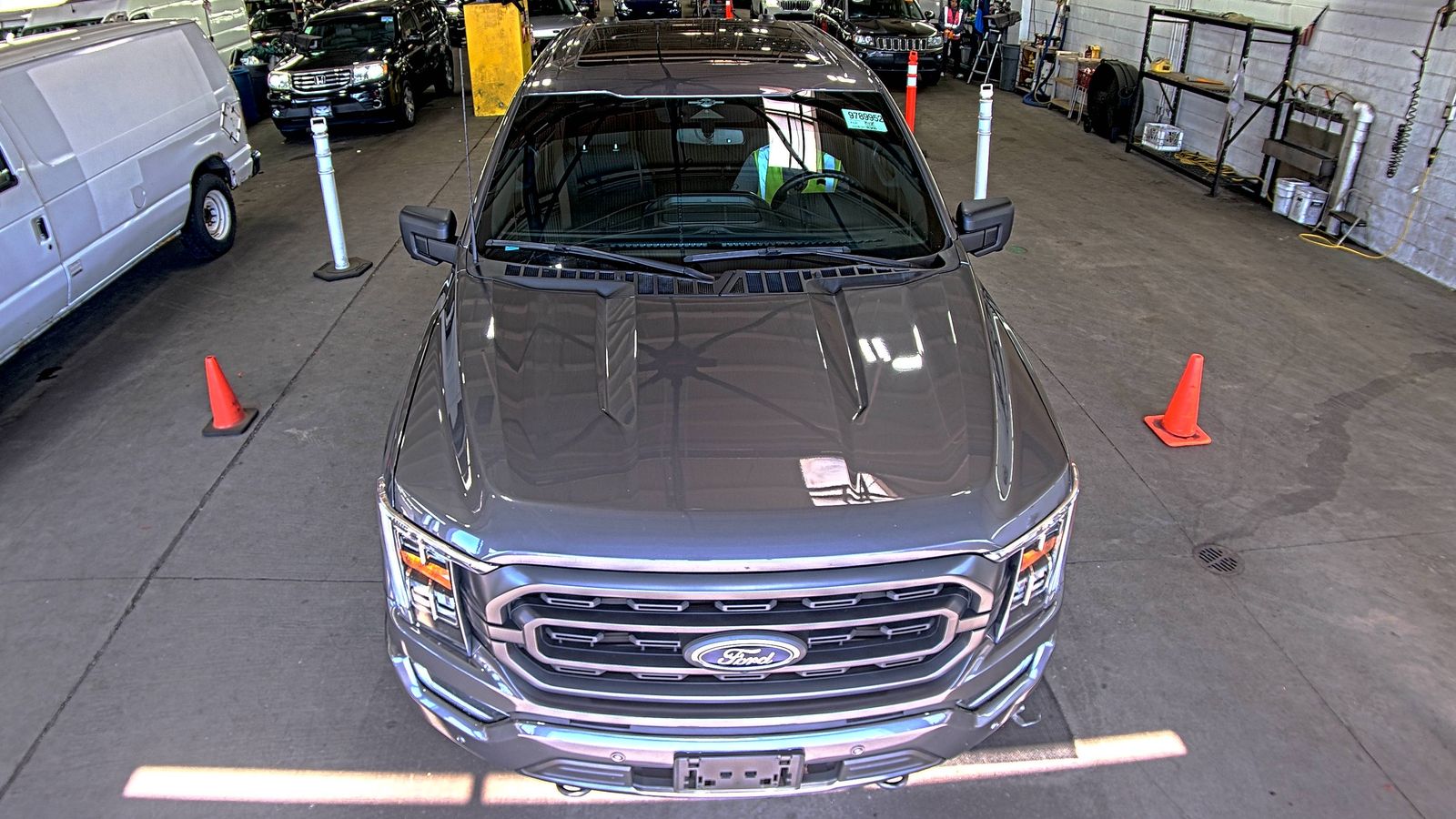 2023 Ford F-150 XLT AWD