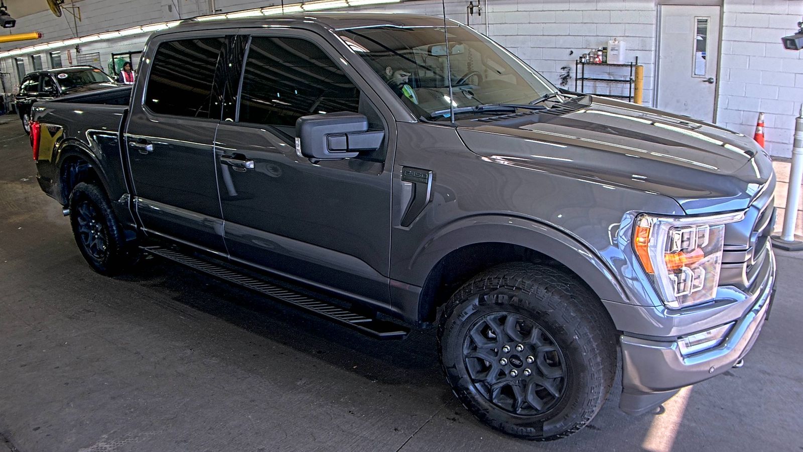 2023 Ford F-150 XLT AWD