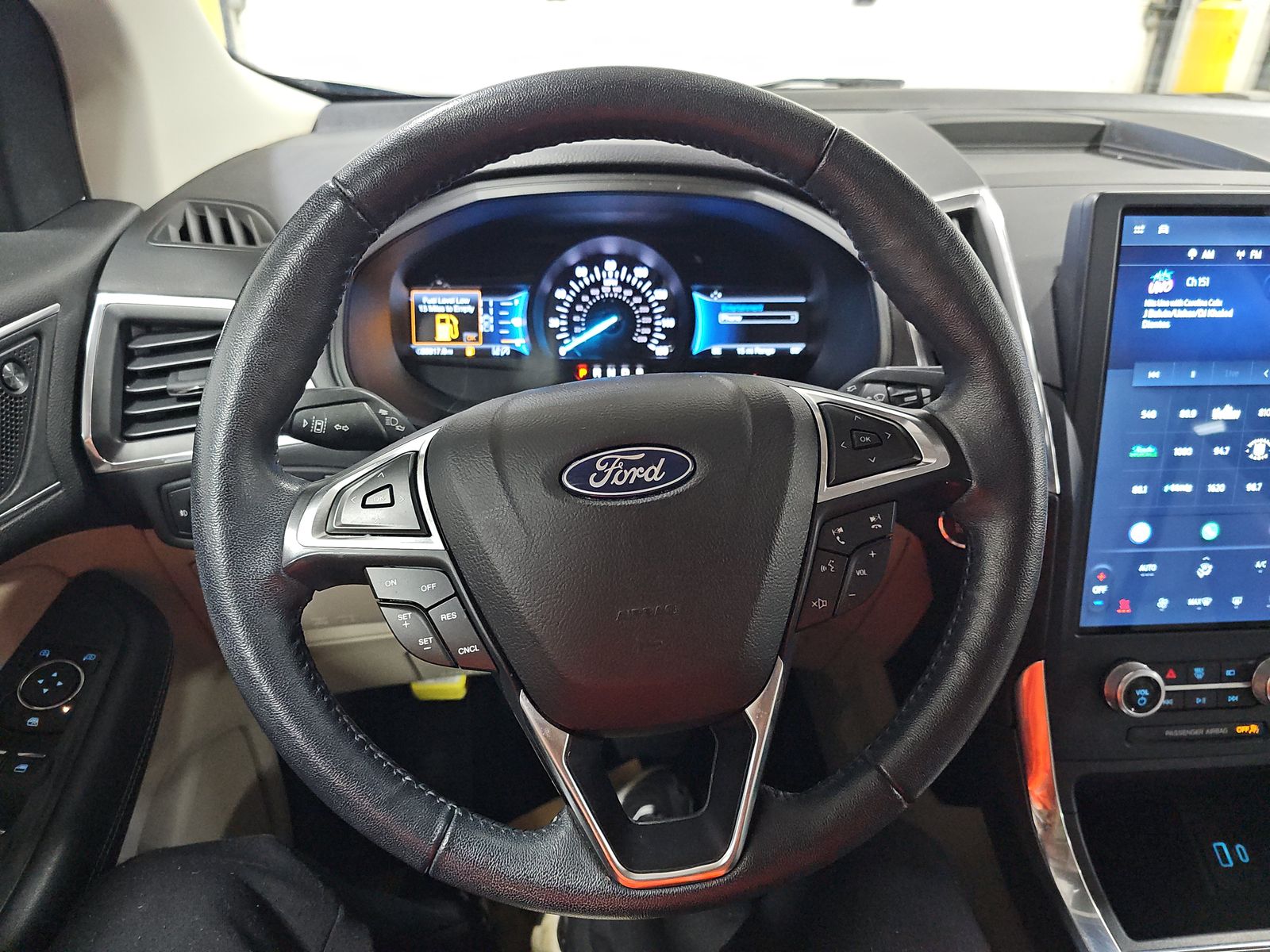 2022 Ford Edge Titanium AWD