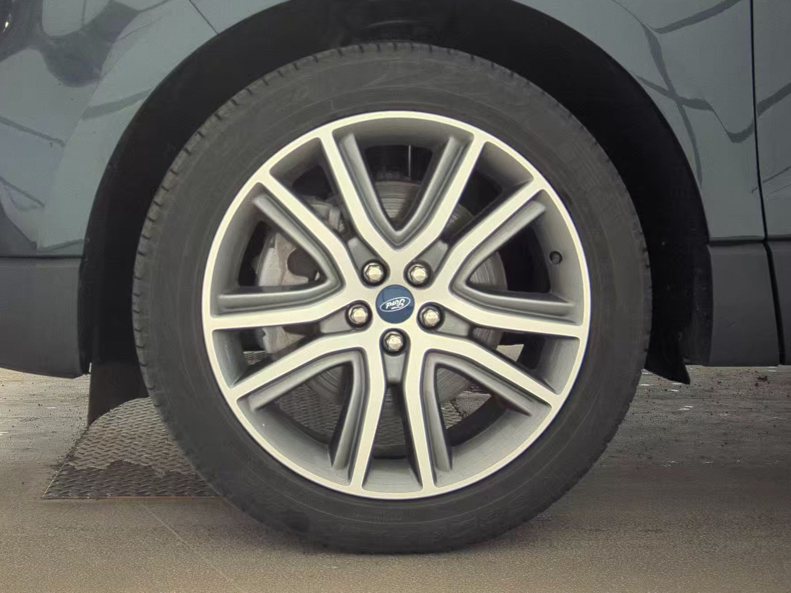 2022 Ford Edge Titanium AWD