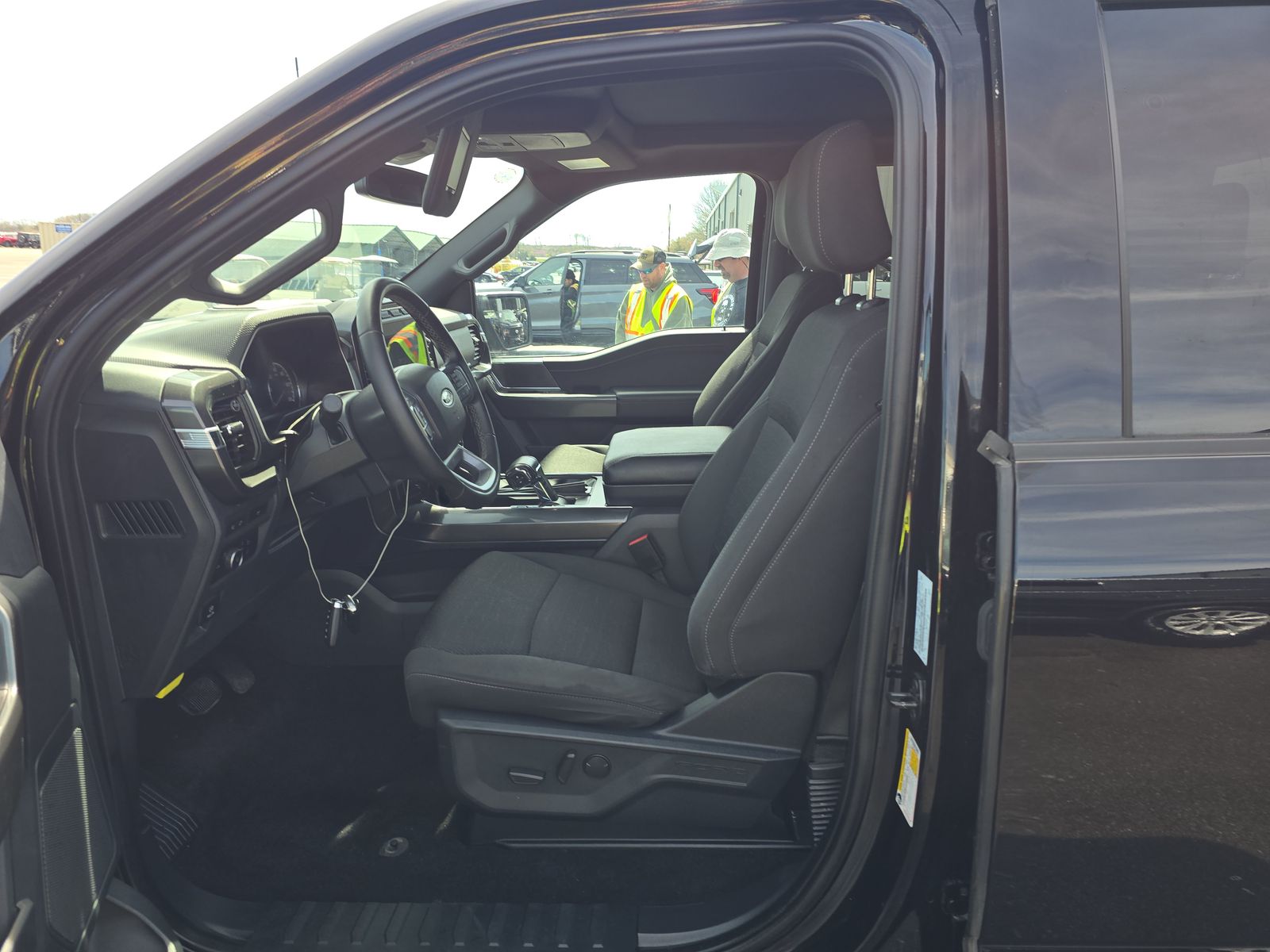 2023 Ford F-150 XLT AWD