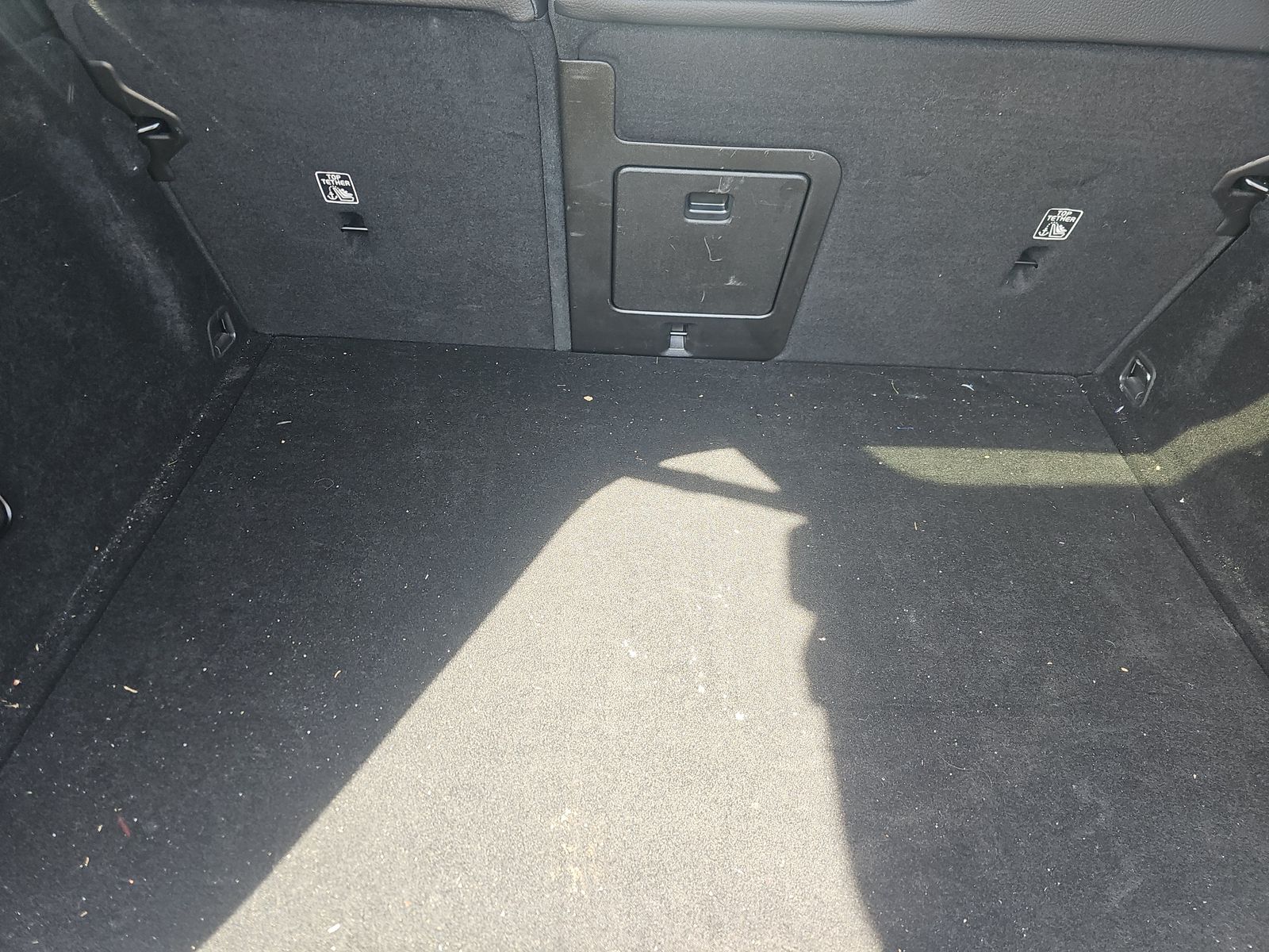 2022 Volvo XC60 B5 Momentum AWD