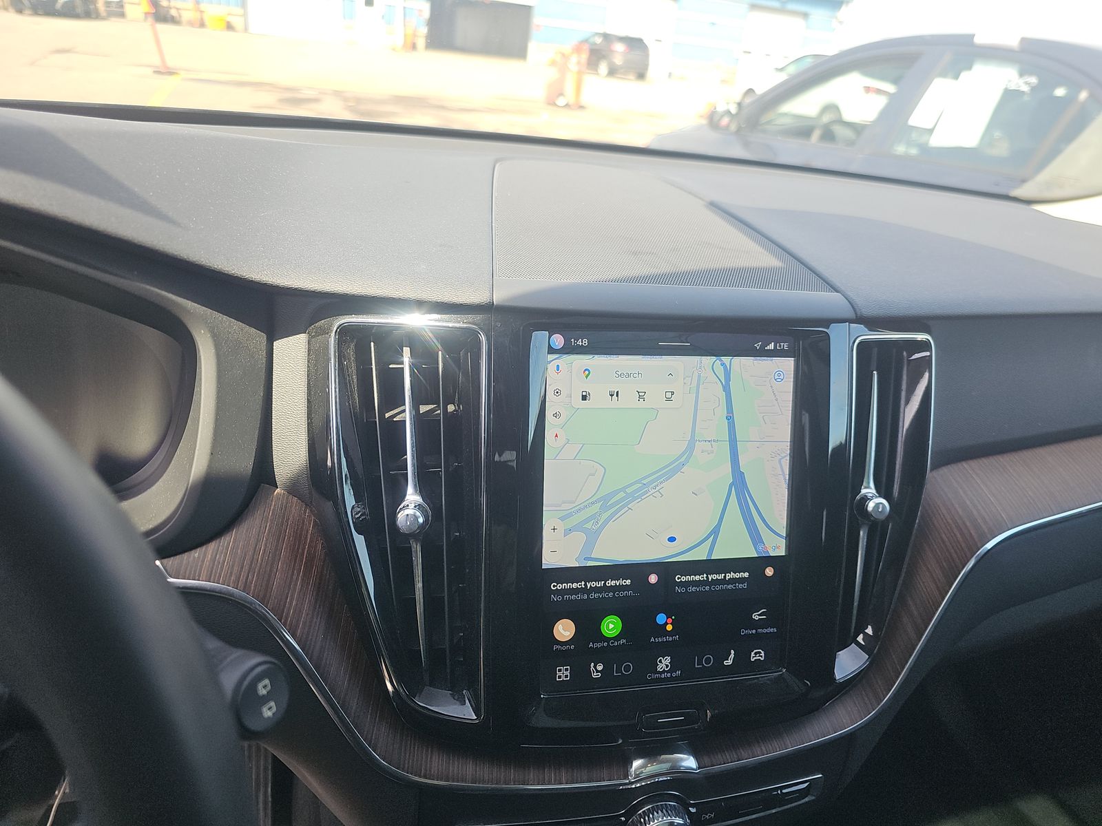 2022 Volvo XC60 B5 Momentum AWD