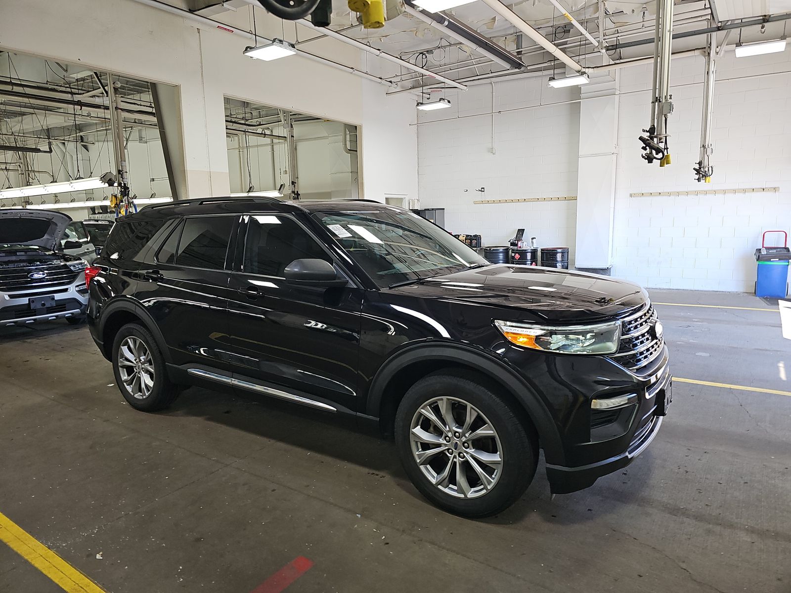 2023 Ford Explorer XLT AWD