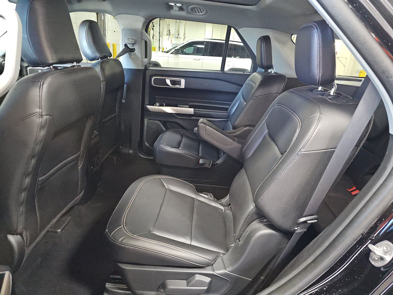 2023 Ford Explorer XLT AWD