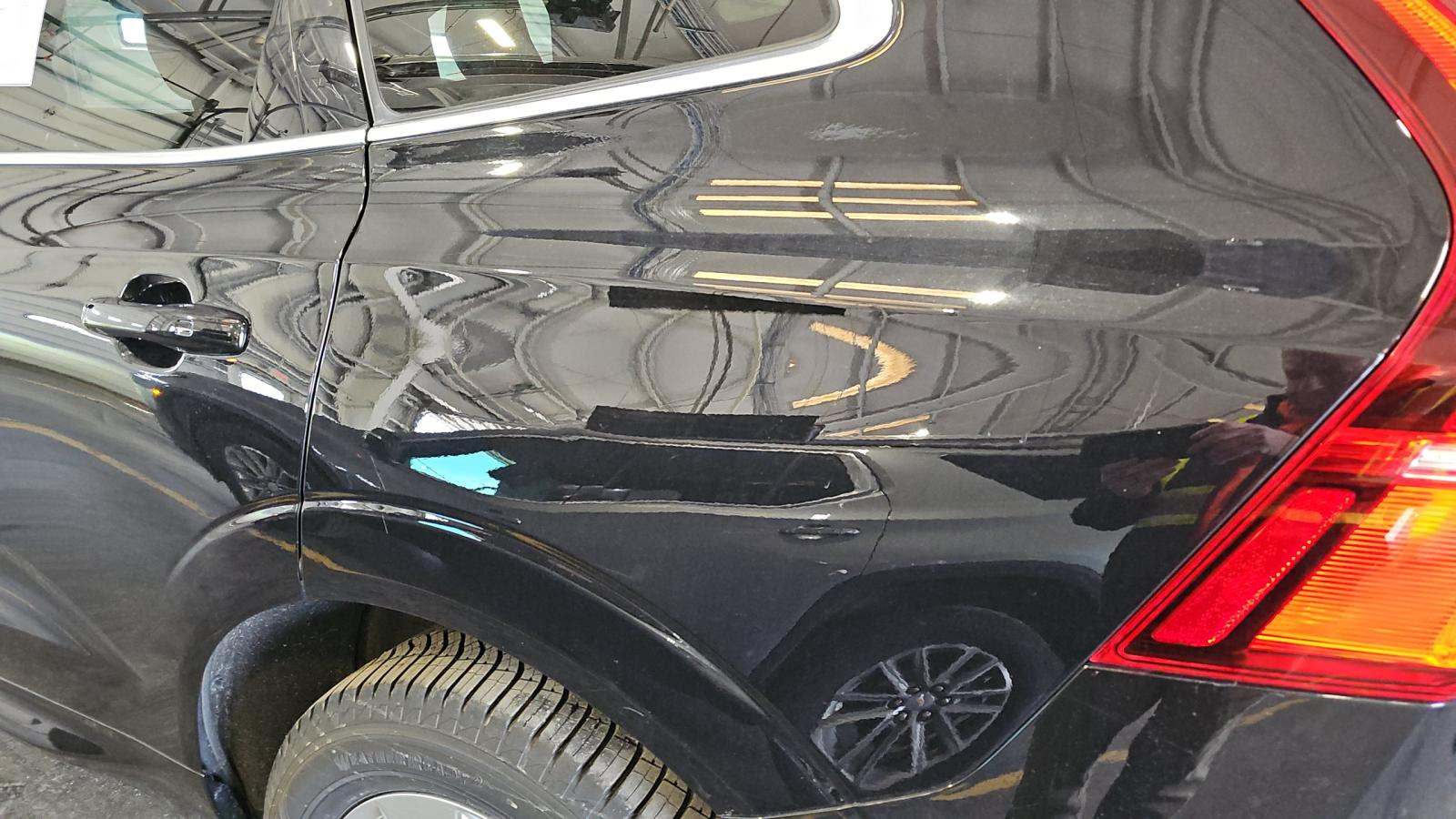 2022 Volvo XC60 B5 Momentum AWD