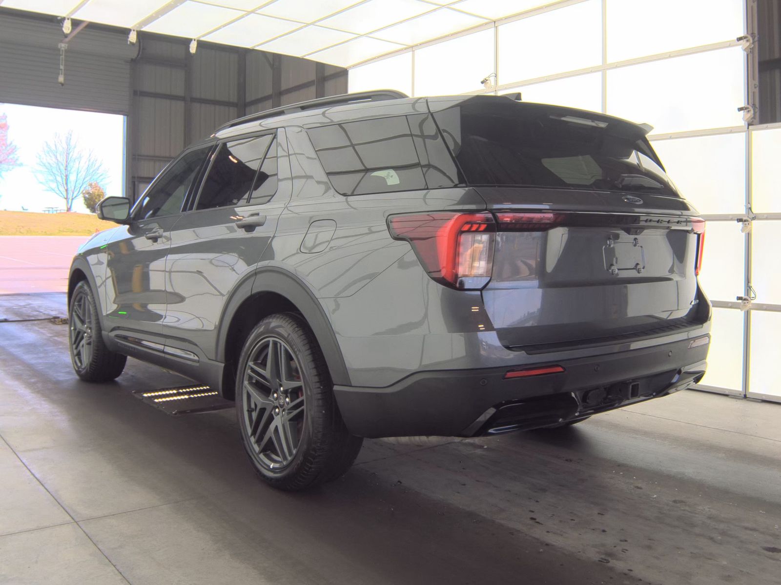 2025 Ford Explorer ST-Line AWD