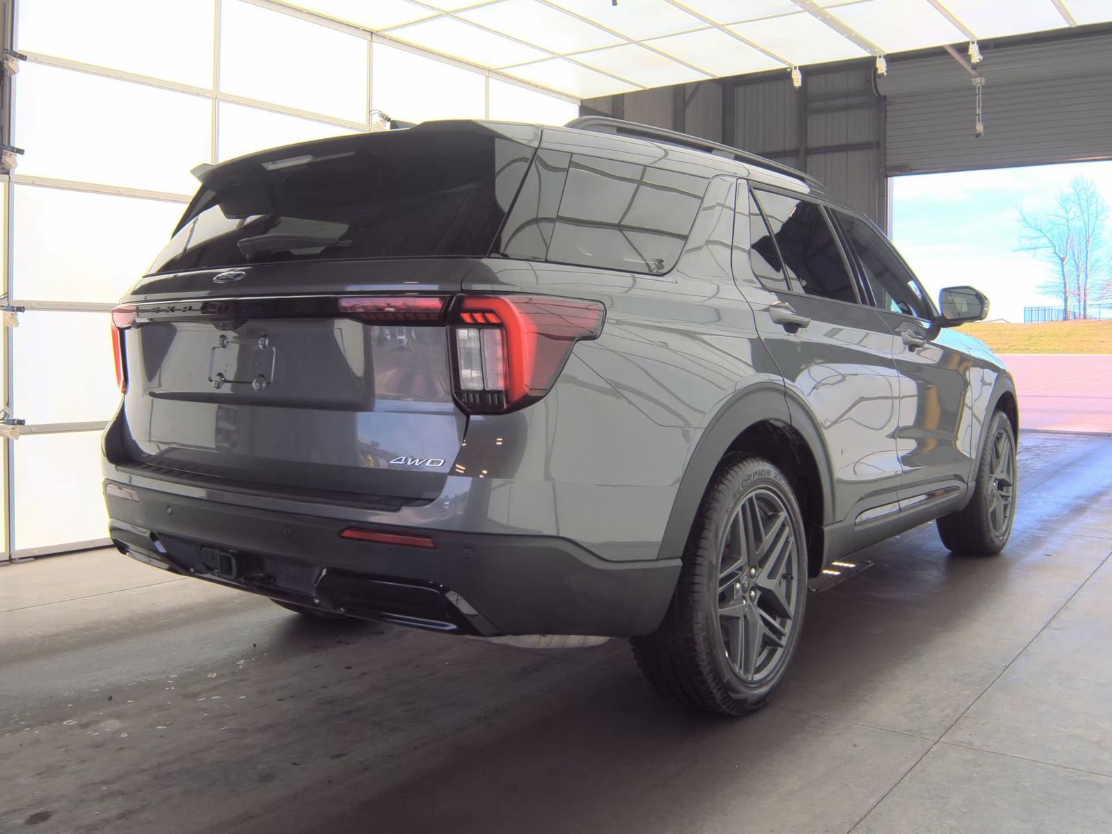 2025 Ford Explorer ST-Line AWD