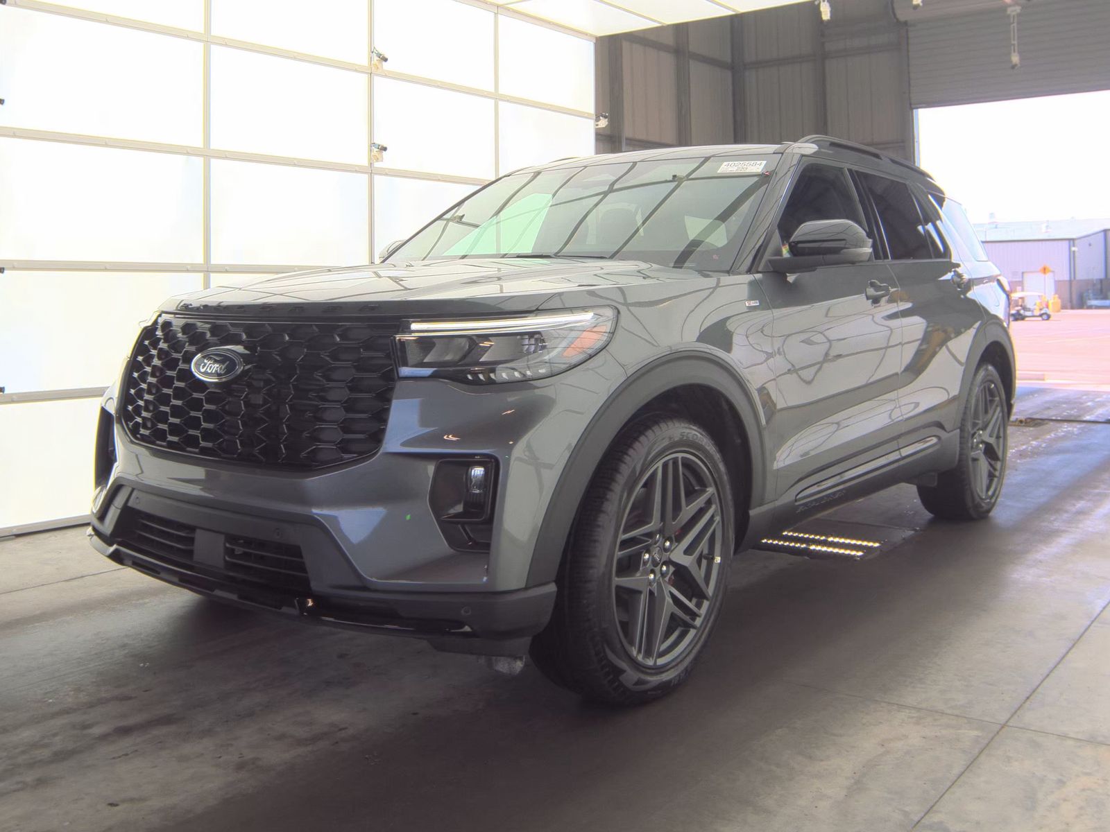 2025 Ford Explorer ST-Line AWD