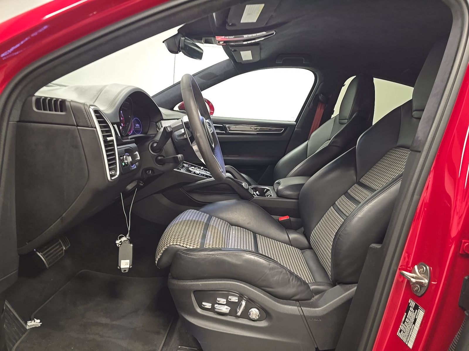 2021 Porsche Cayenne GTS AWD